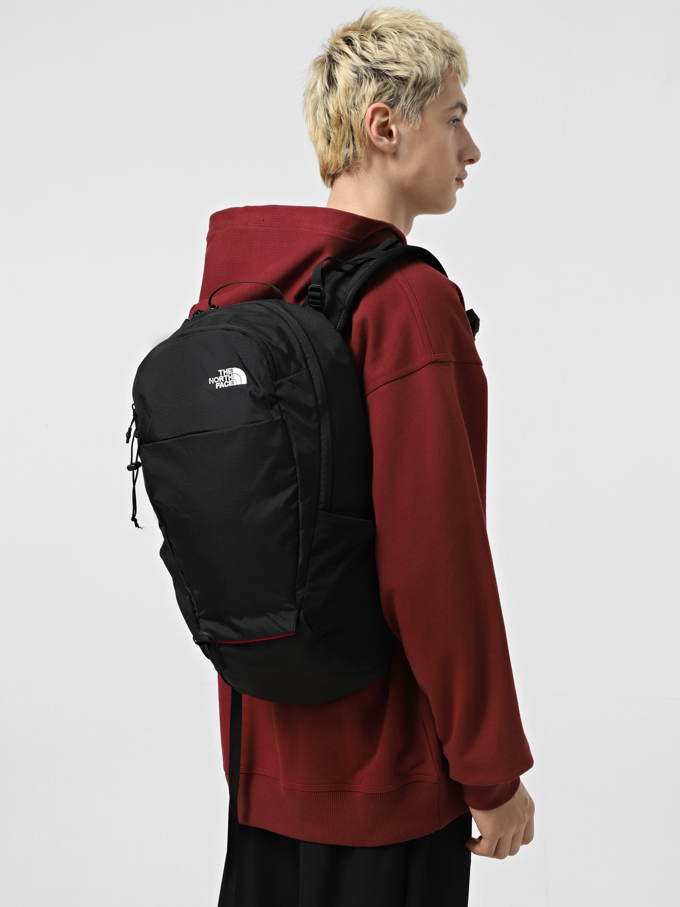 Рюкзак The North Face Basin 18L модель NF0A52CZ4HF1 Фото