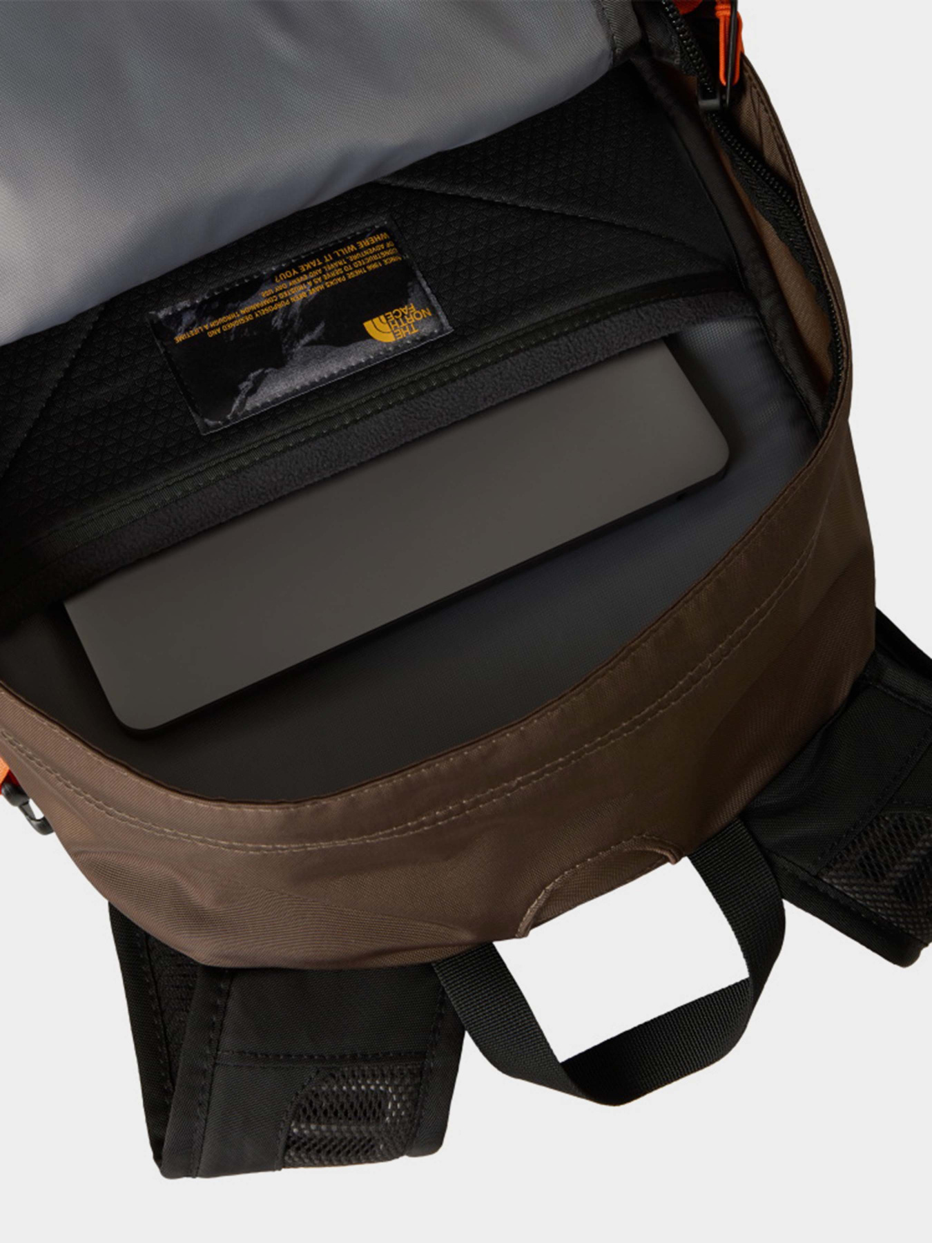 Рюкзак The North Face Hot Shot 30L модель NF0A3KYJGIH1 Фото