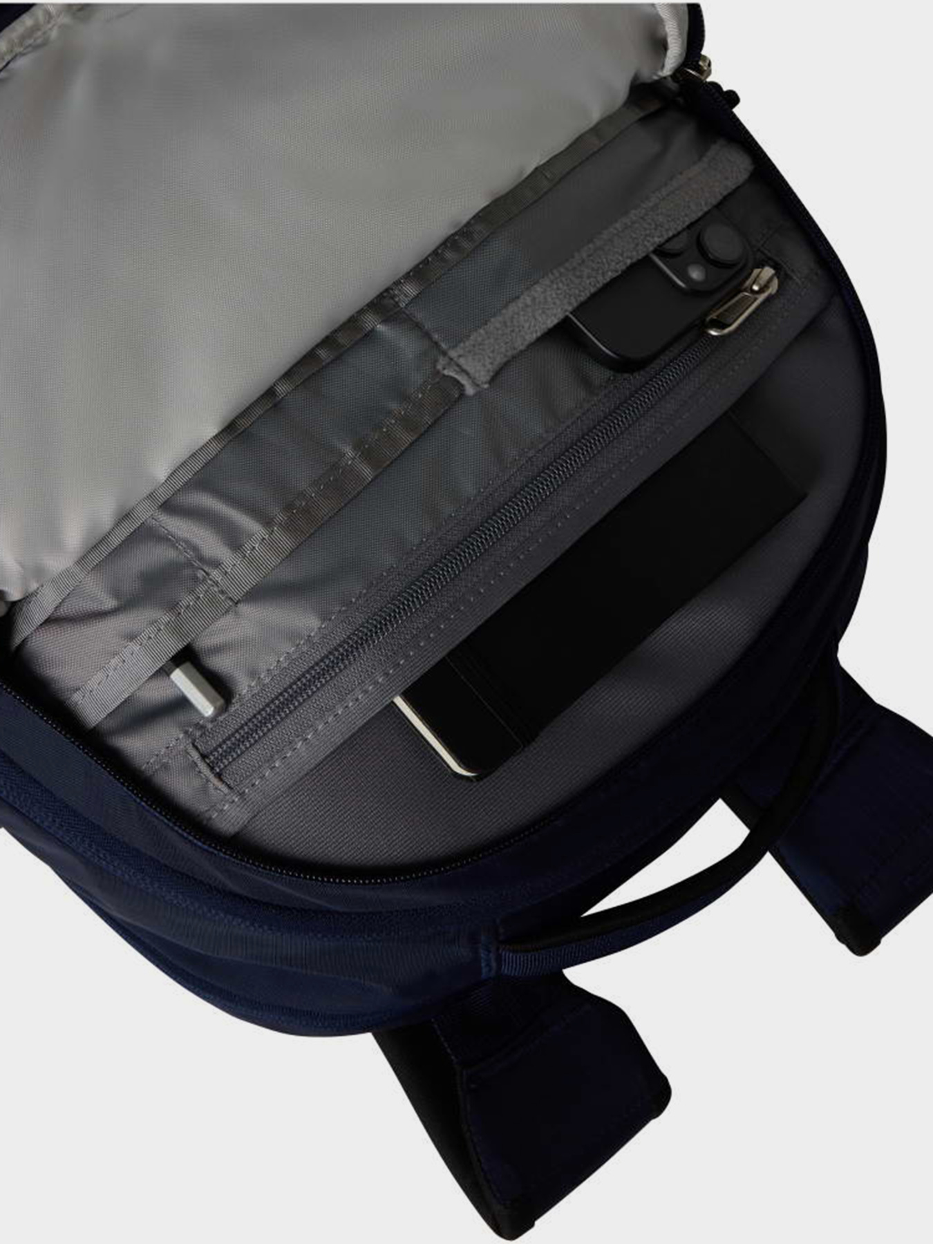 Повседневный рюкзак The North Face BOREALIS модель NF0A52SE53Z1 Повседневный рюкзак The North Face BOREALIS модель NF0A52SE53Z1 Фото