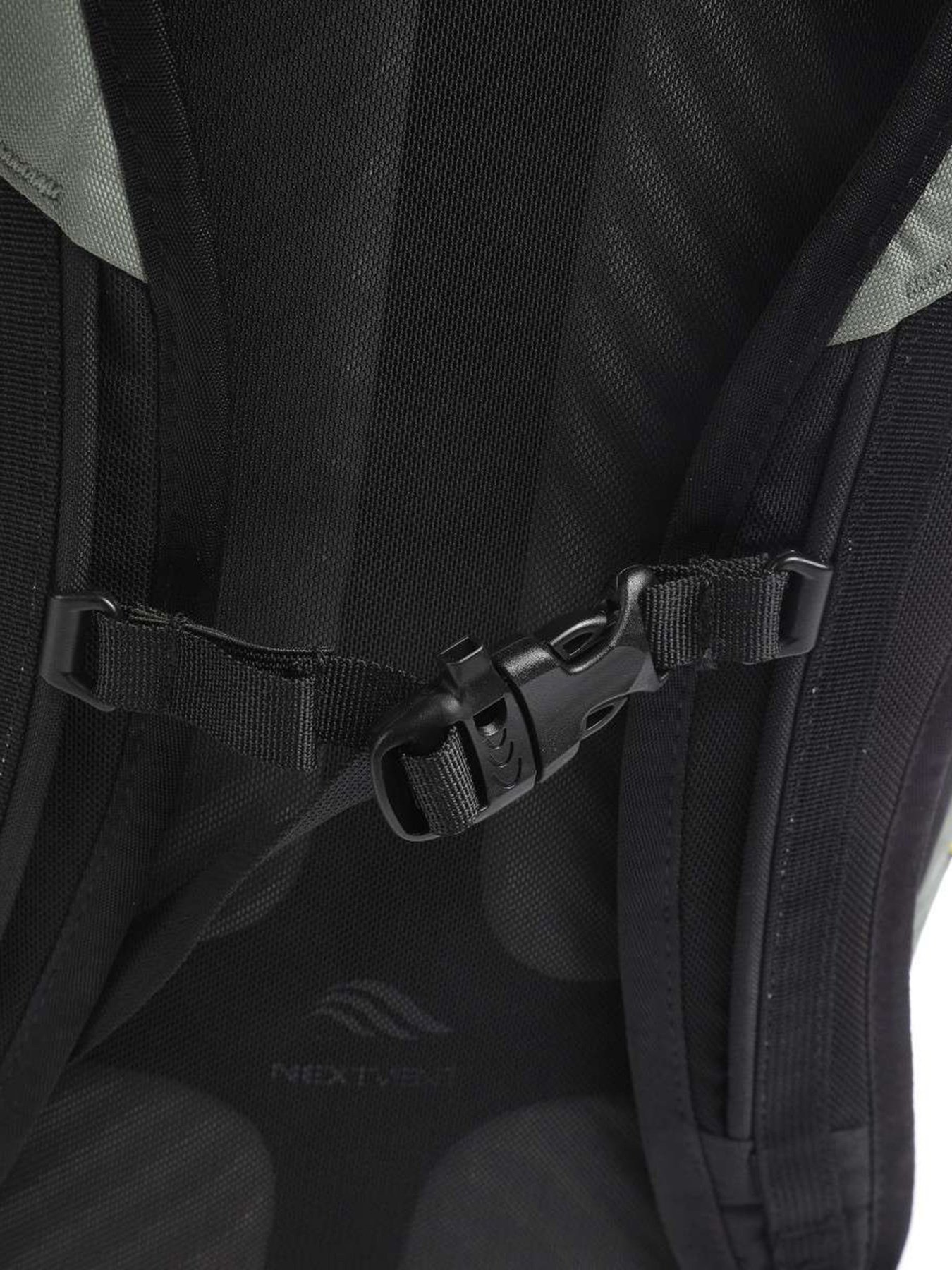 Рюкзаки The North Face Basin 18 модель NF0A52CZYRB1 Фото