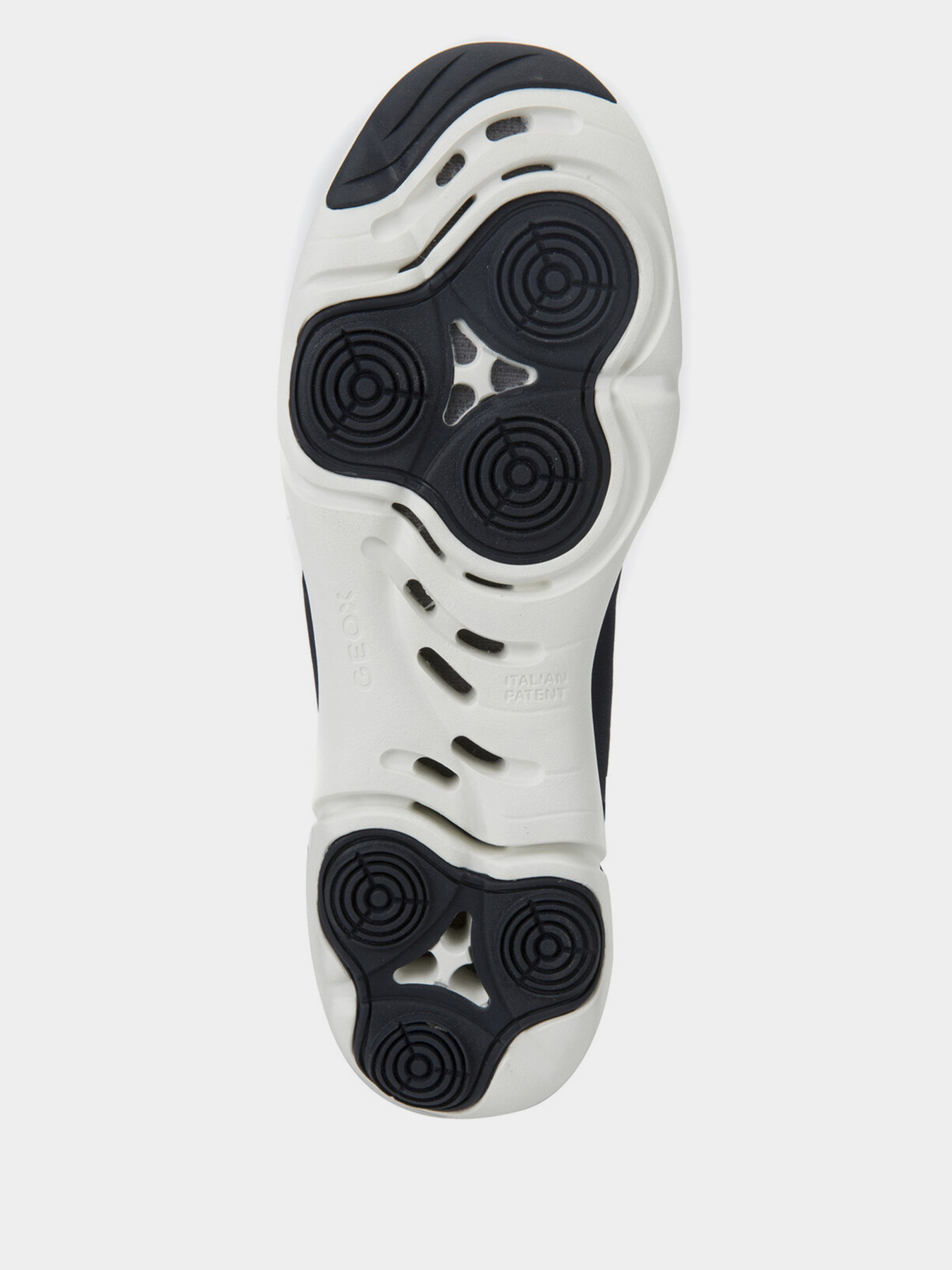 Кроссовки Geox Nebula модель D829DA-02111-C4002 Фото