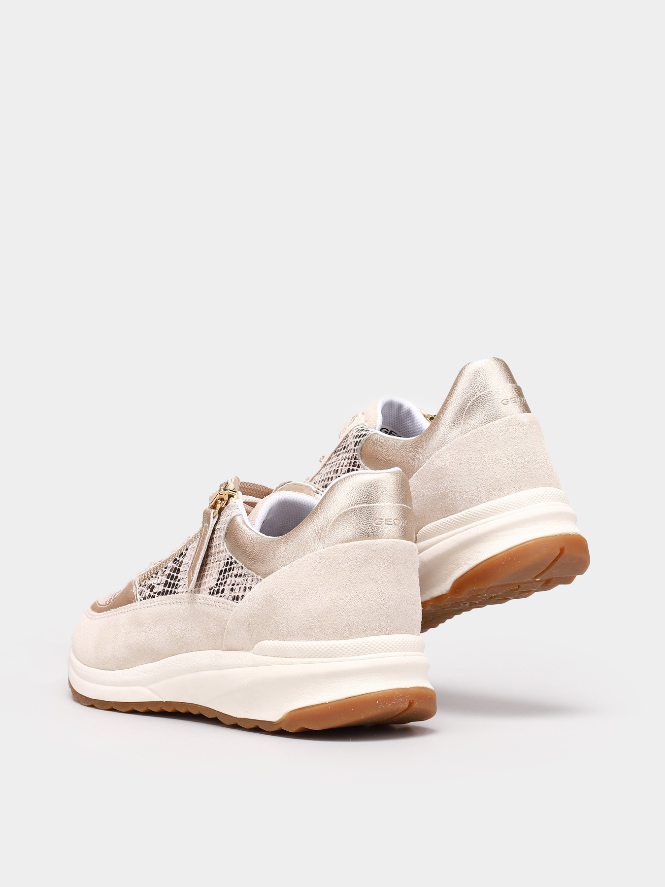 Кроссовки Geox D Airell модель D152SA-02241-C5000 Фото