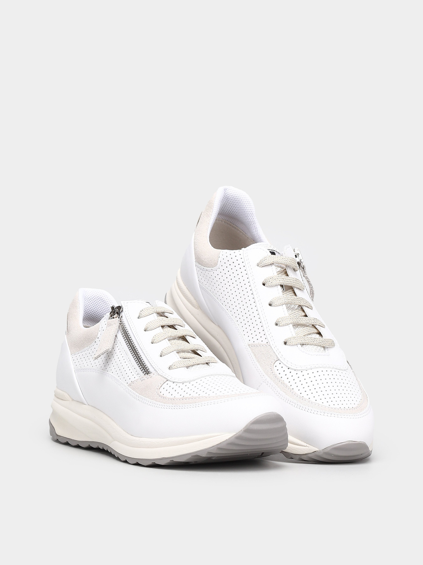 Кроссовки повседневные Geox Airell модель D152SA-08577-C1352 Кроссовки повседневные Geox Airell модель D152SA-08577-C1352 Фото