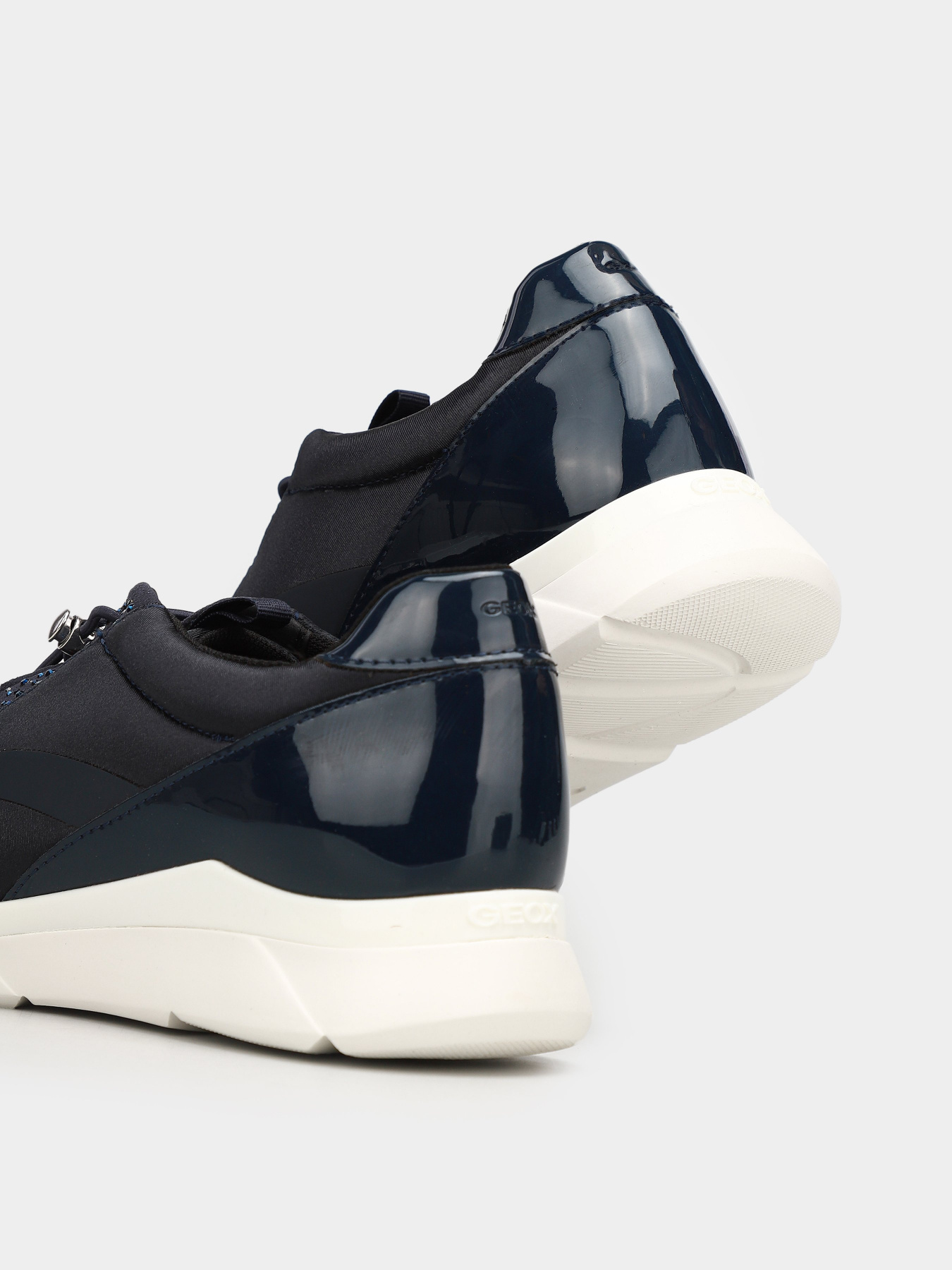 Кроссовки Geox Hiver модель D15FHD-01522-C4002 Фото