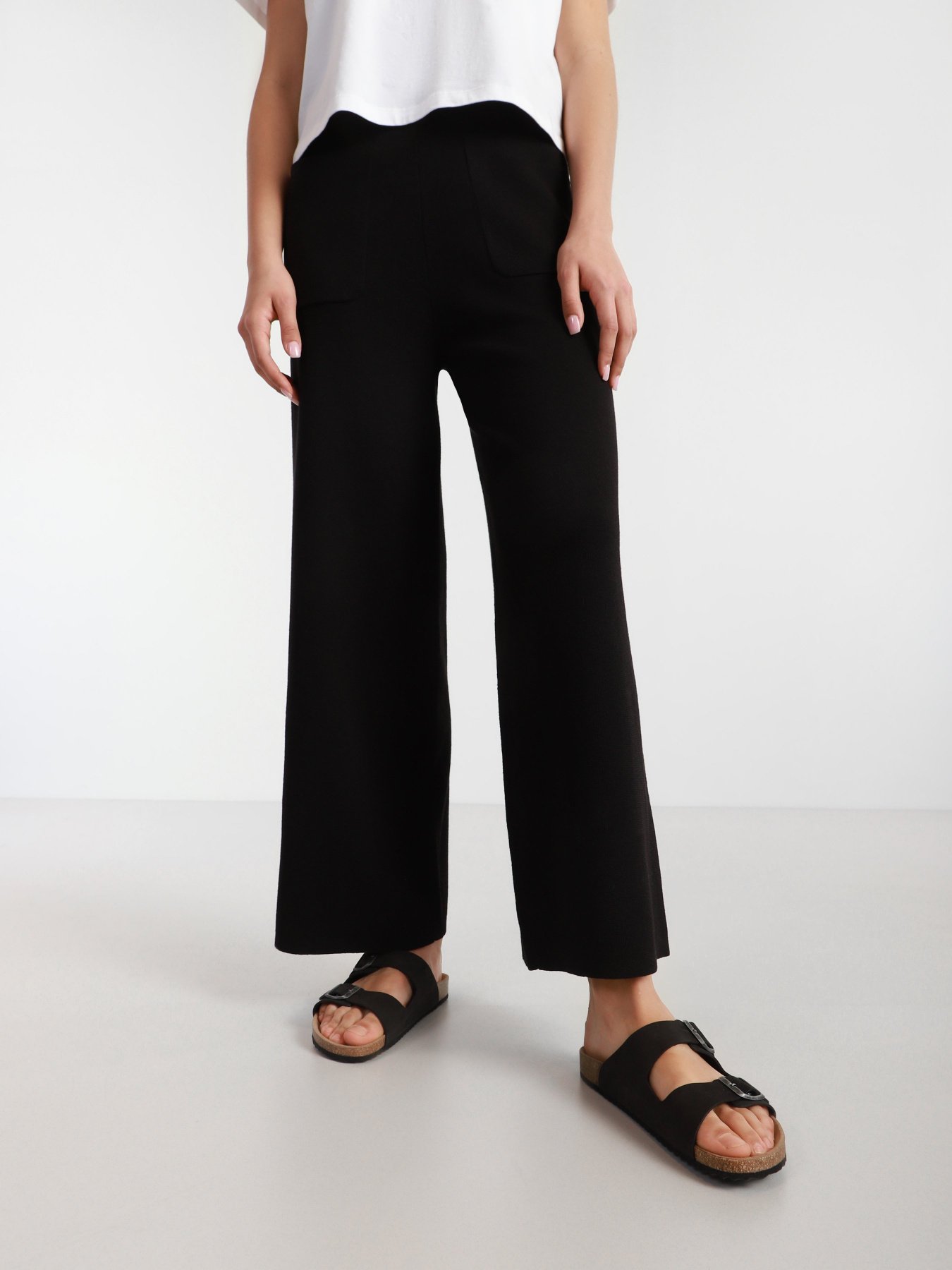 Шлепанцы Geox Brionia модель D15LSA-00032-C9999 Фото