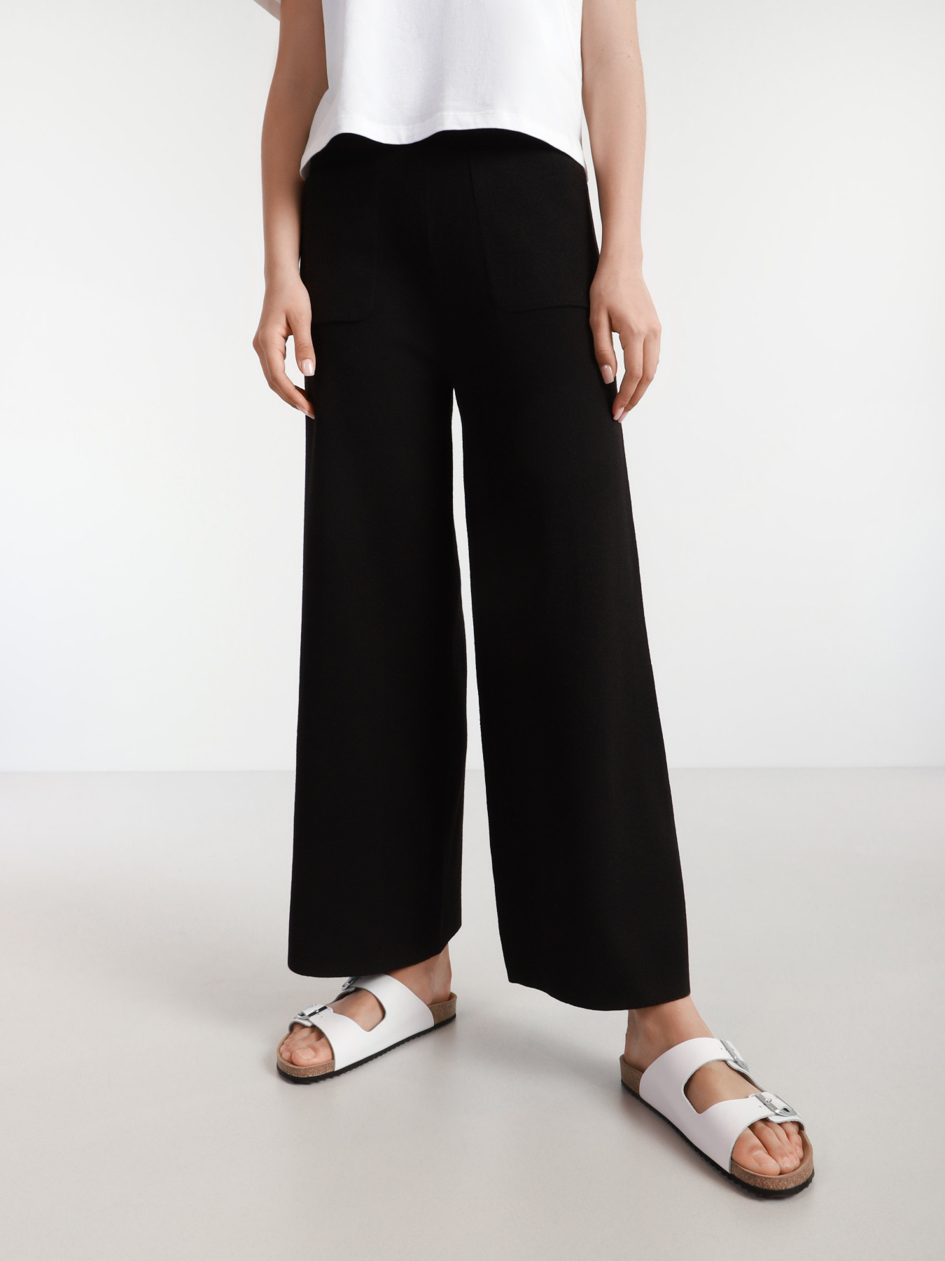 Шлепанцы Geox Brionia модель D15LSA-0003C-C1000 Фото