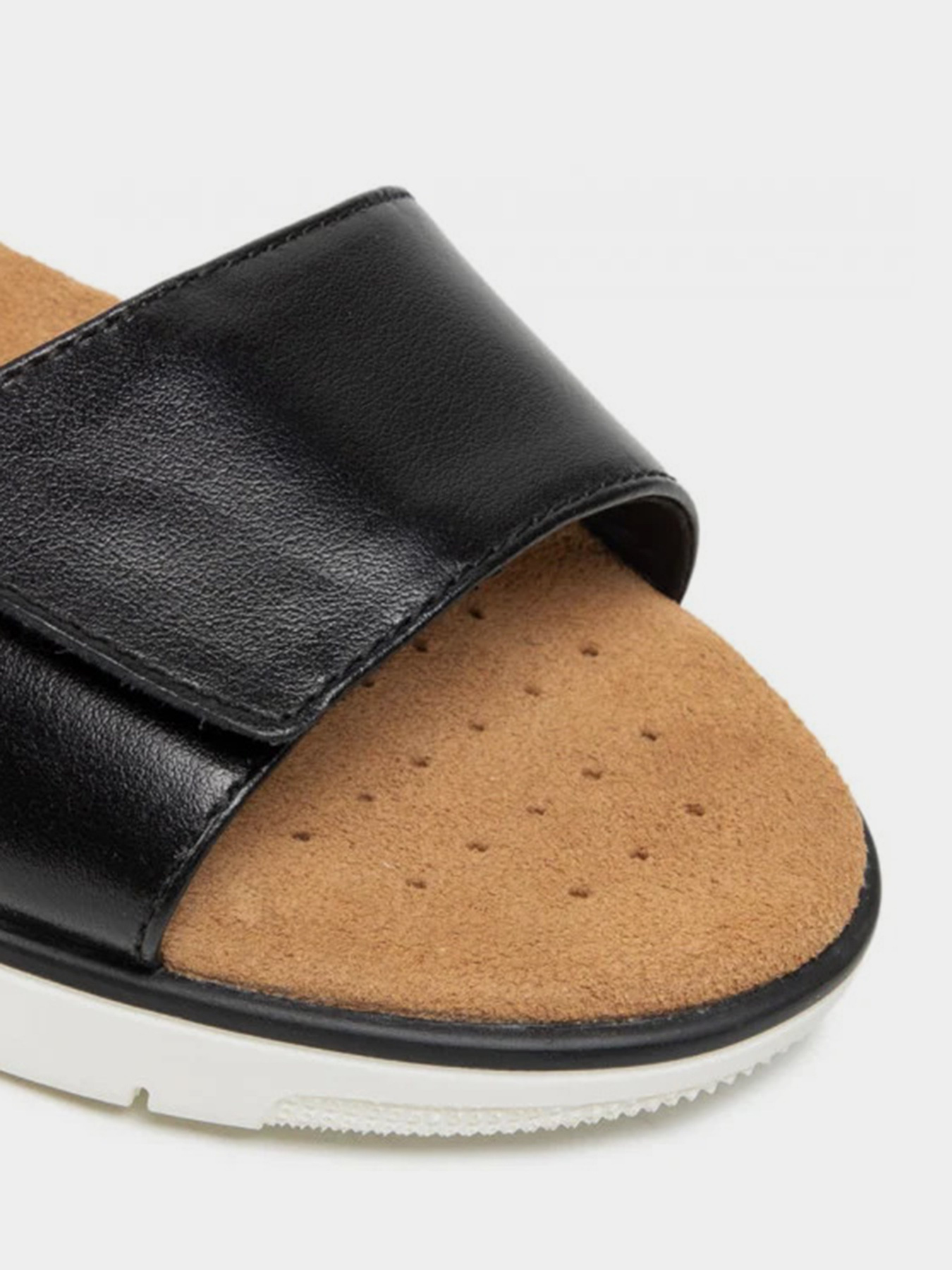 Сандалии Geox Dandra модель D15NND-085BN-C9B1G Сандалии Geox Dandra модель D15NND-085BN-C9B1G Фото