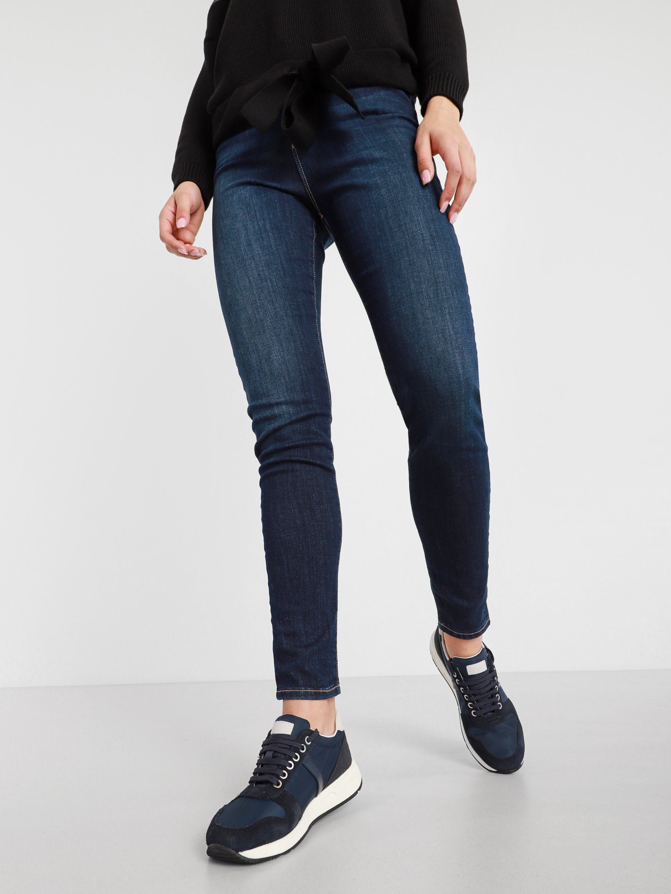 Кроссовки повседневные Geox Bulmya модель D15NQA-0FU22-C4002 Фото