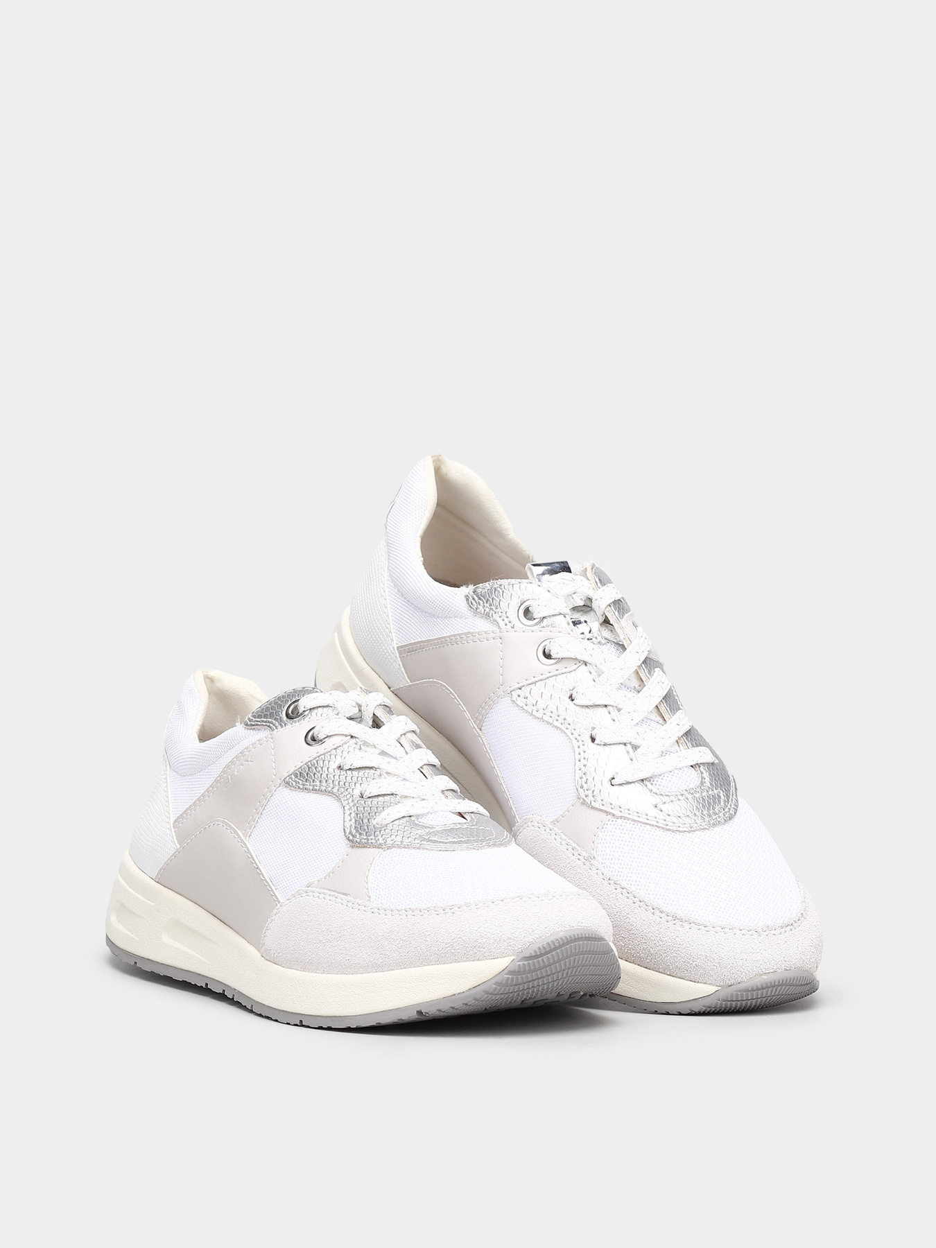 Кроссовки Geox D Bulmya модель D15NQB-01422-C1002 Фото