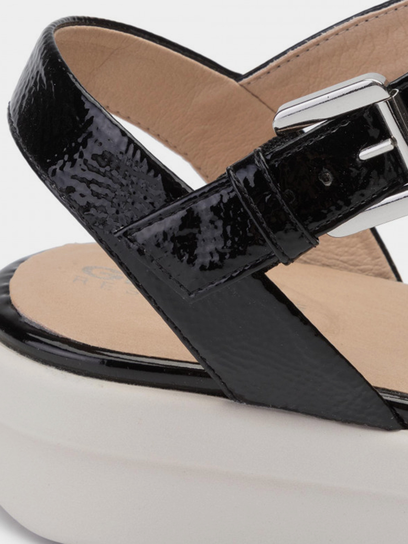 Босоніжки Geox Wimbley Sand модель D92DPA-000DE-C9999 Фото