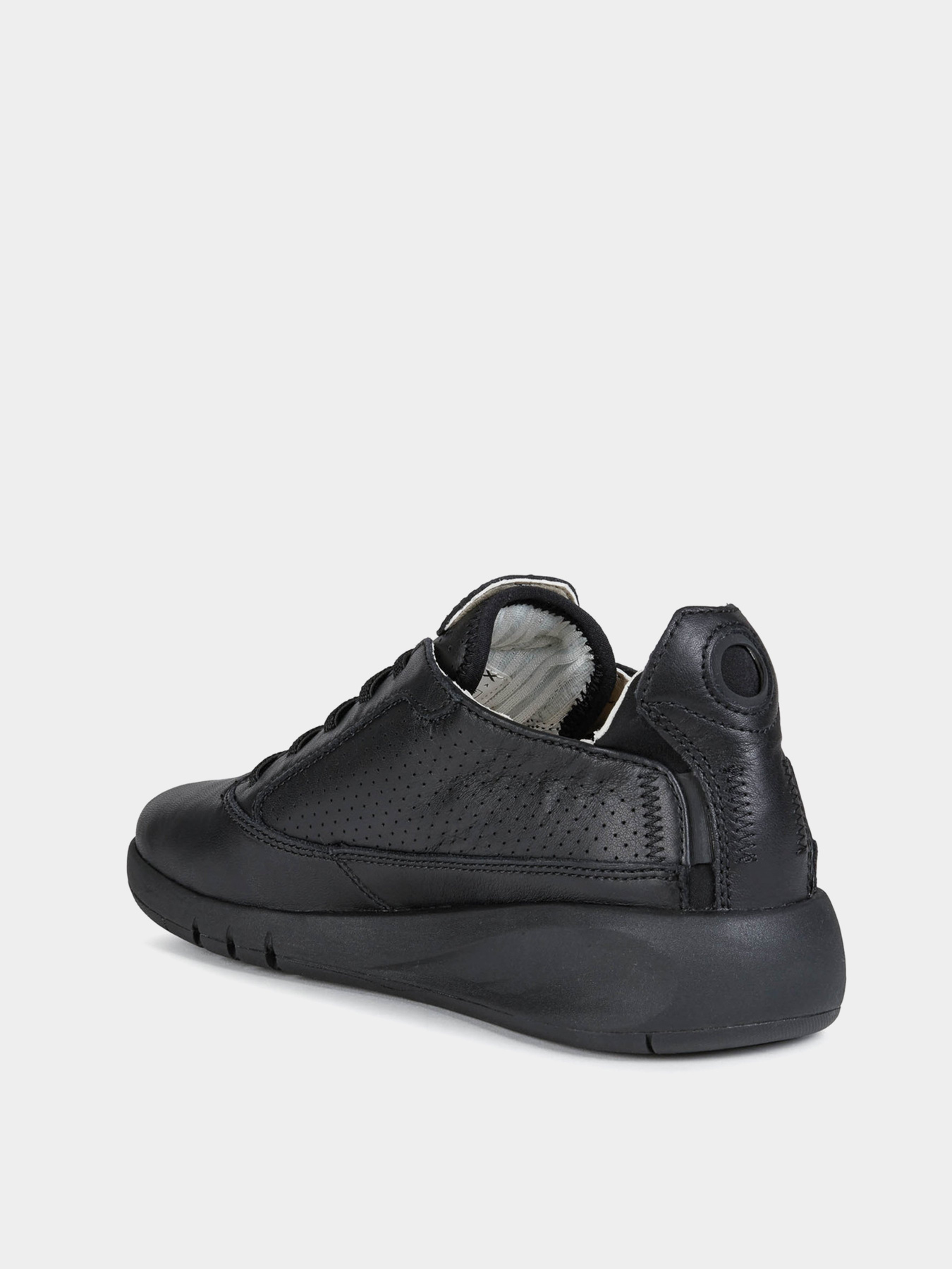 Кросівки Geox Aerantis модель D02HNA-00085-C9996 Фото