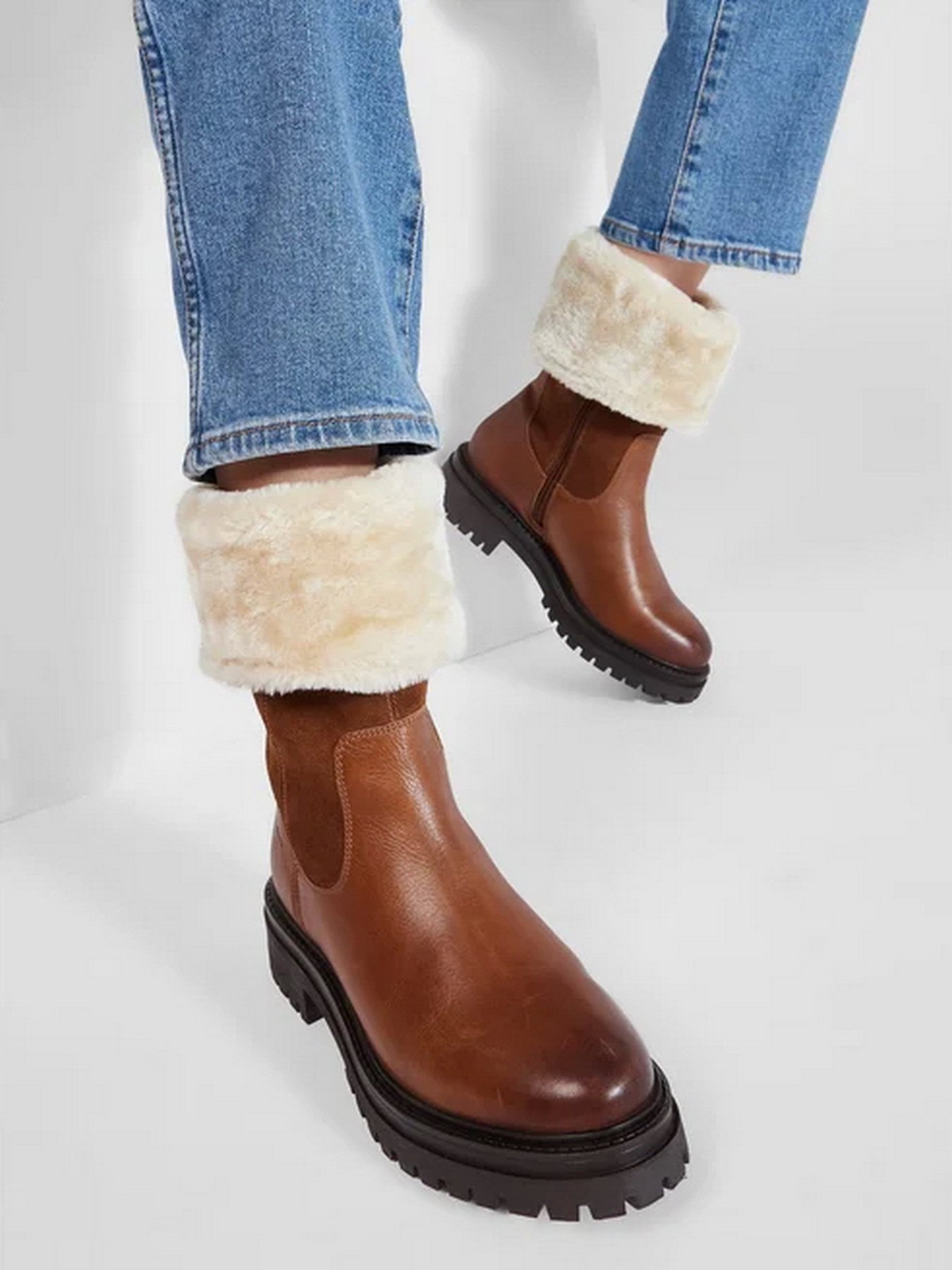 Сапоги Geox Iridea модель D04HRM-02246-C6001 Фото