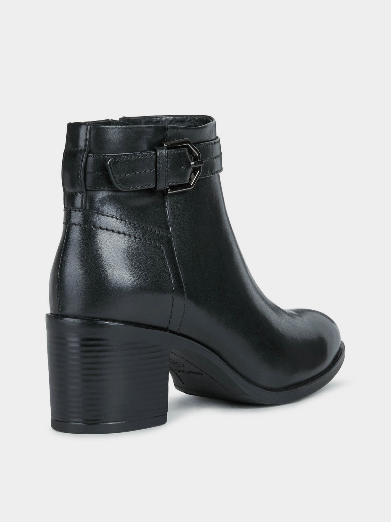 Ботинки Geox модель D16FSA-00043-C9999 Фото