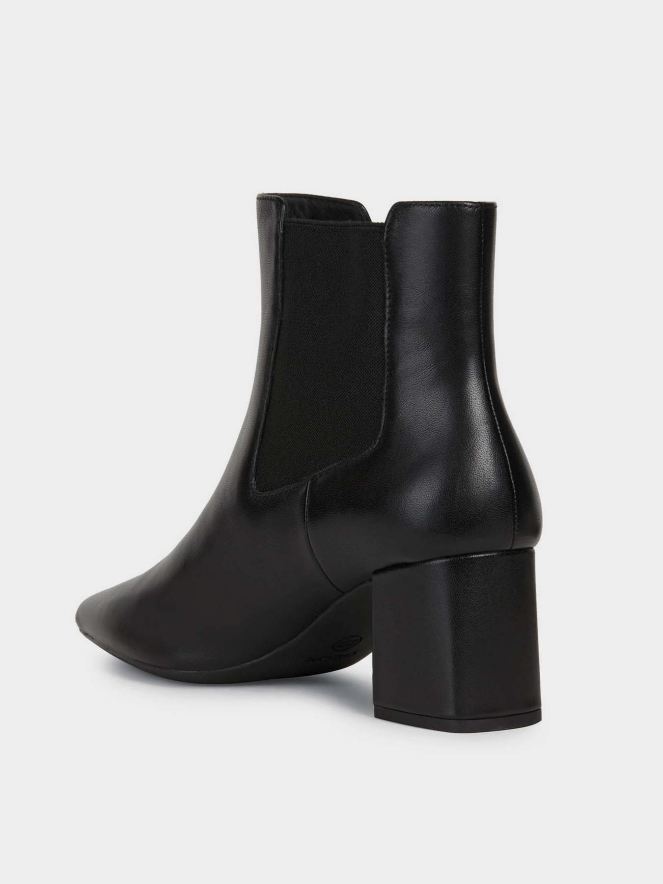 Челси Geox BIGLIANA модель D16NMA-000TU-C9999 Фото