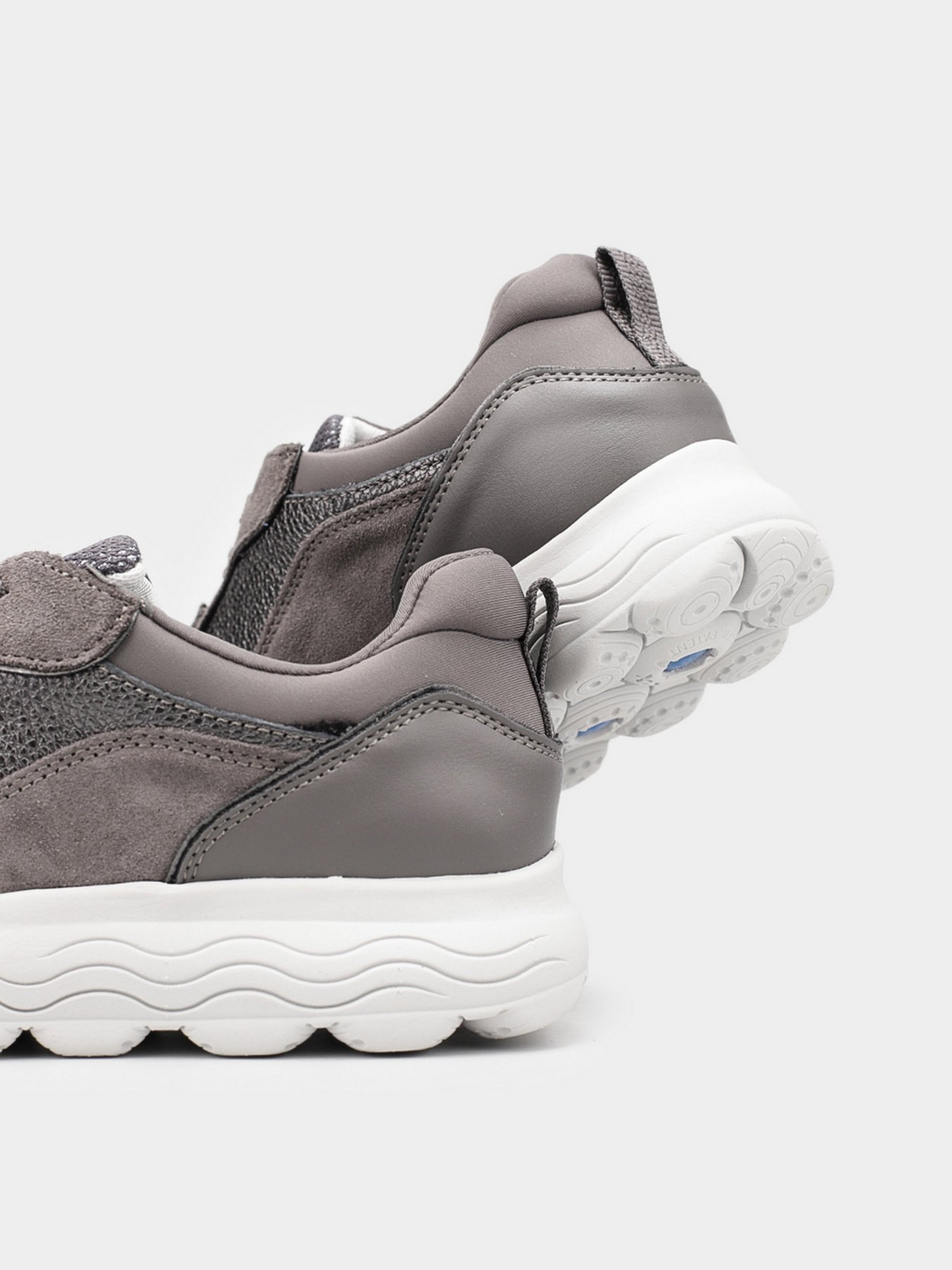 Кроссовки повседневные Geox SPHERICA модель D16NUD-0CF22-C9002 Кроссовки повседневные Geox SPHERICA модель D16NUD-0CF22-C9002 Фото