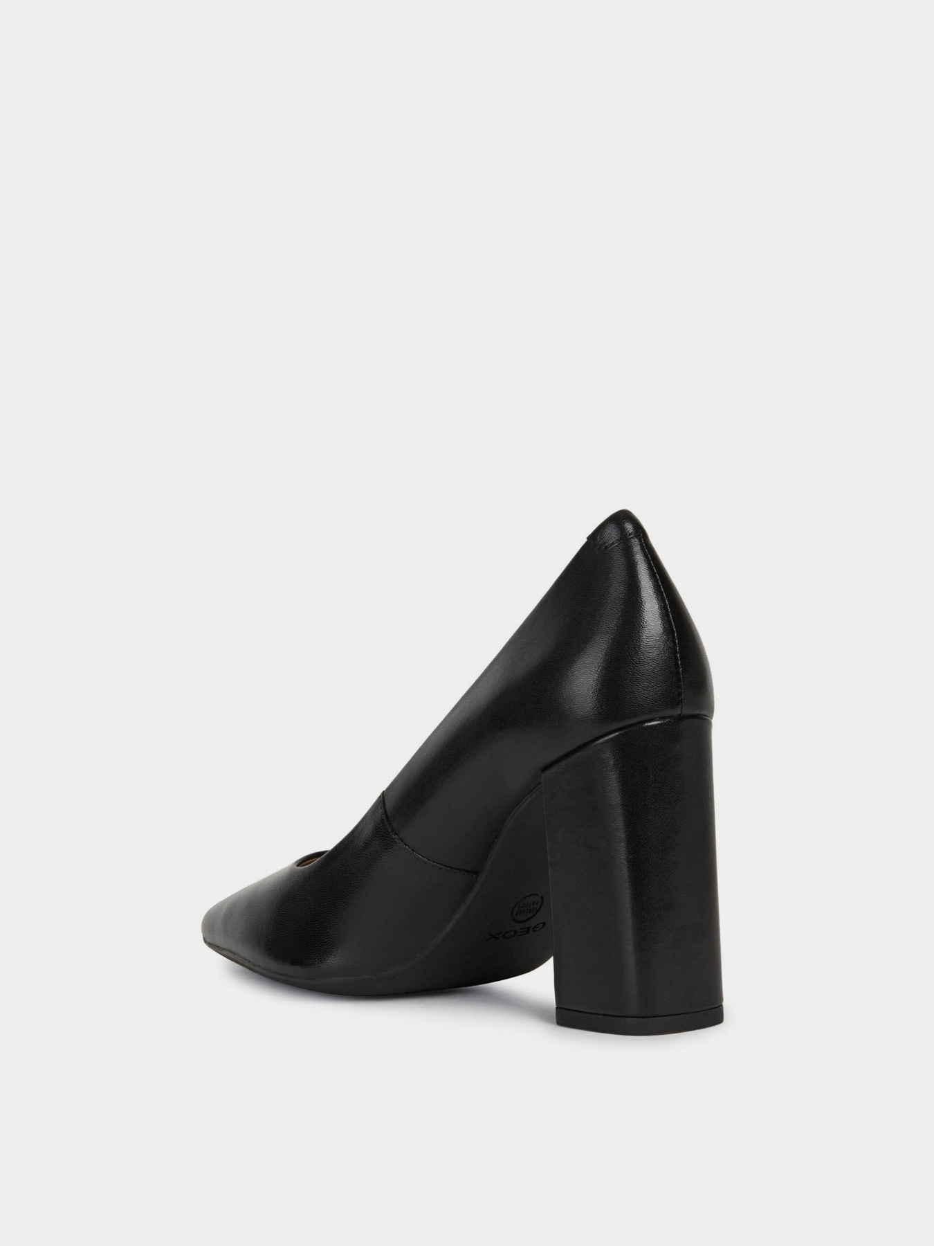 Туфли Geox Bigliana модель D16PWC-000TU-C9999 Фото