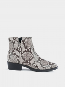 Ботинки Geox Stivaletto модель D16QBC-00041-C5000 Фото