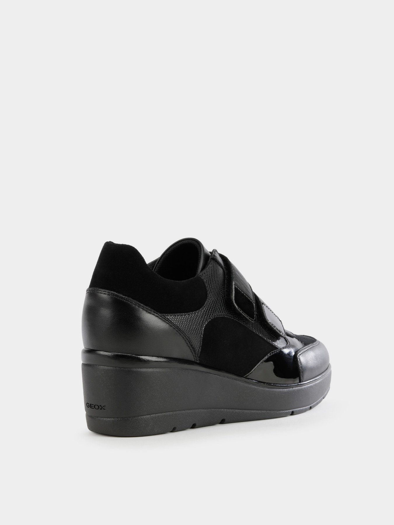 Полуботинки Geox Ilde модель D16RAC-08522-C9999 Фото