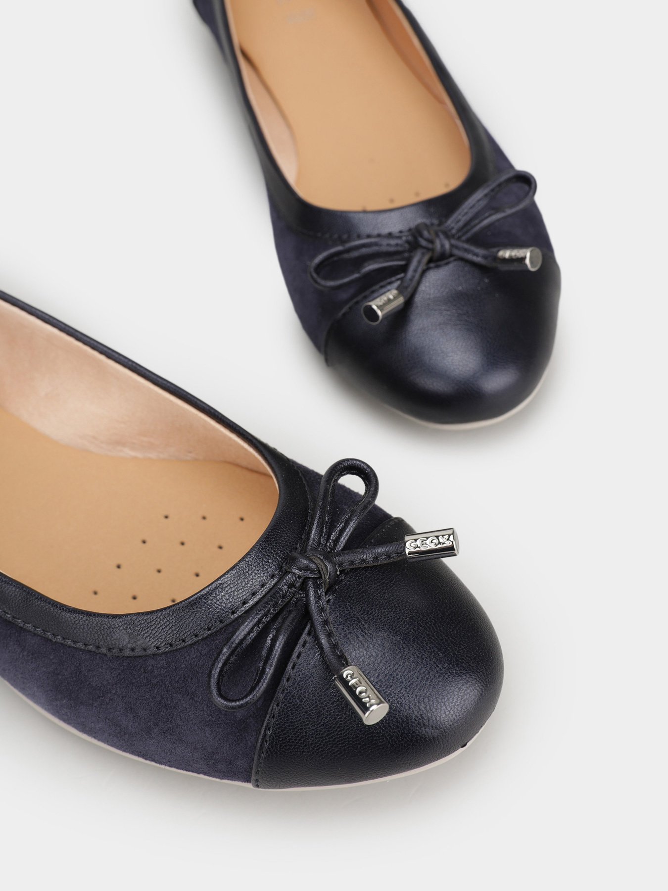 Балетки Geox Charlene модель D16Y7C-022NF-C4007 Фото