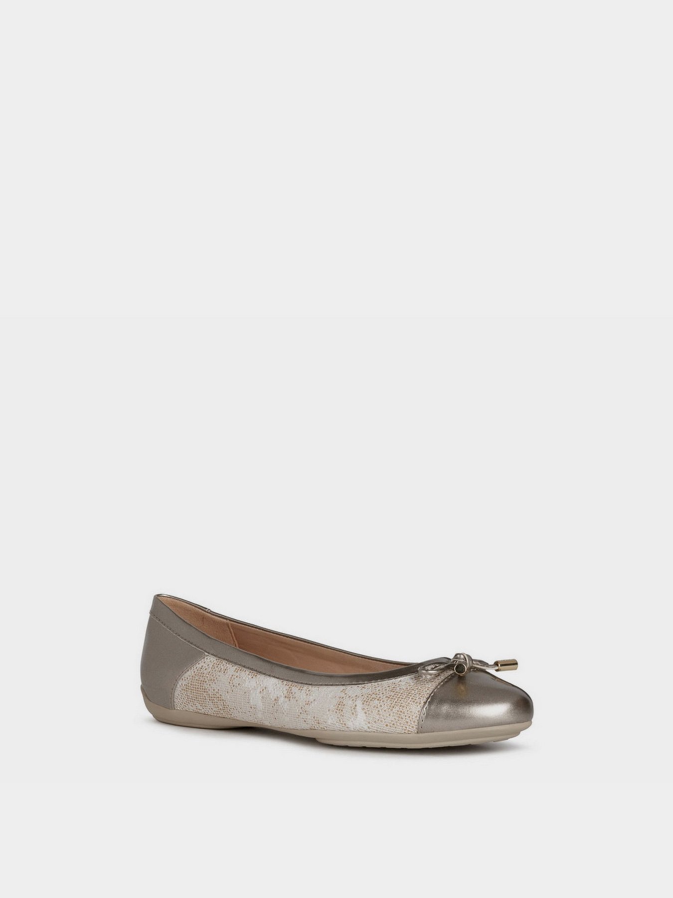 Балетки Geox Charlene модель D16Y7C-0EWHI-C6738 Фото