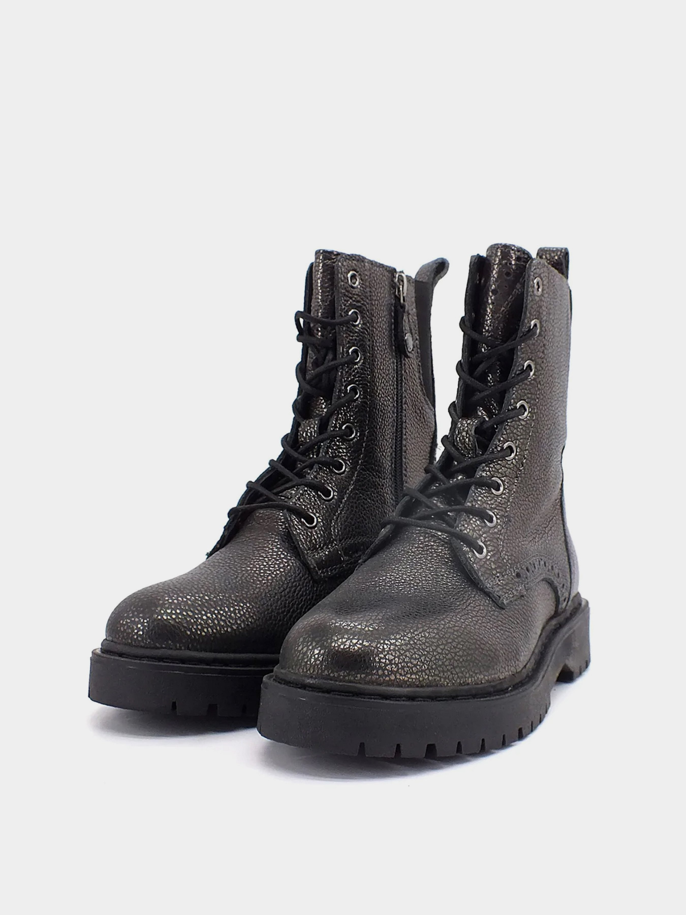 Ботинки Geox Bleyze модель D26QDD-000CR-C1357 Фото