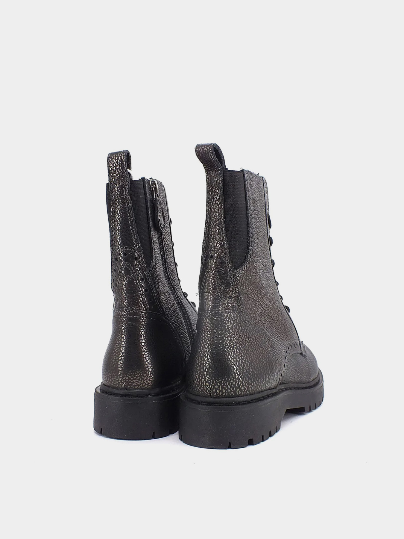 Ботинки Geox Bleyze модель D26QDD-000CR-C1357 Фото