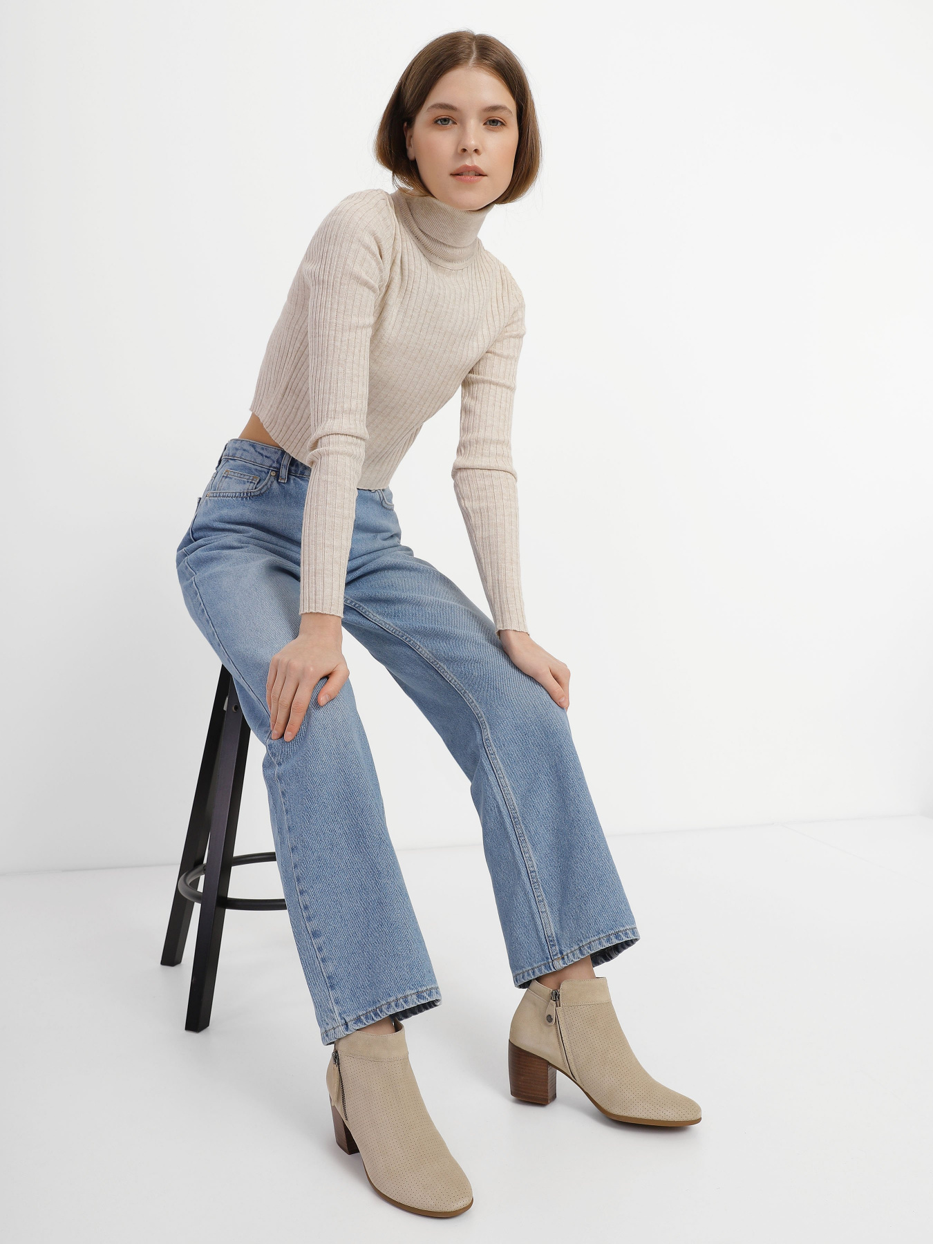 Ботильйони Geox New Lucinda модель D02AMD-00022-C6738 Фото