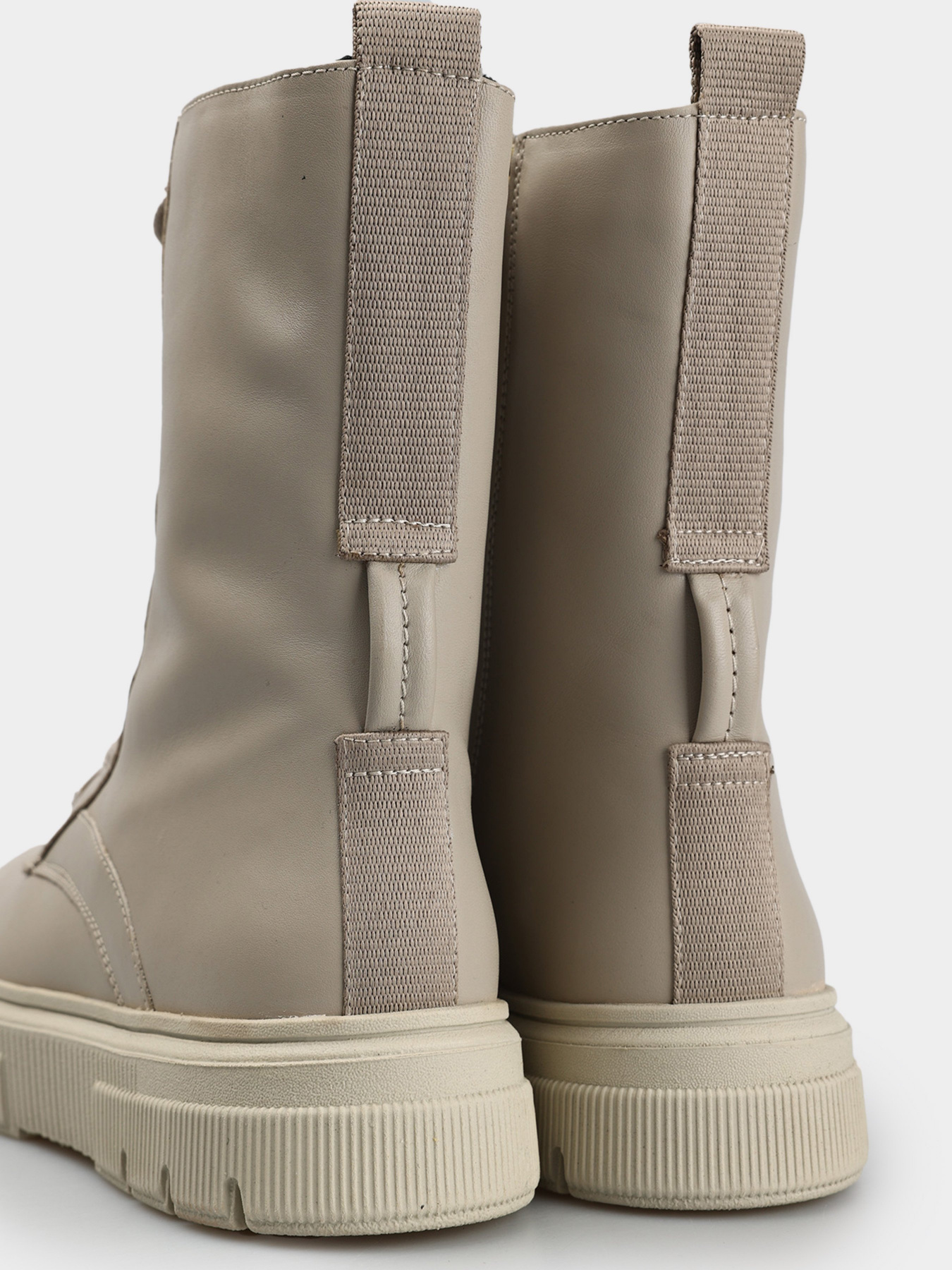 Ботинки Geox Isotte модель D26TZI-00085-C6738 Фото