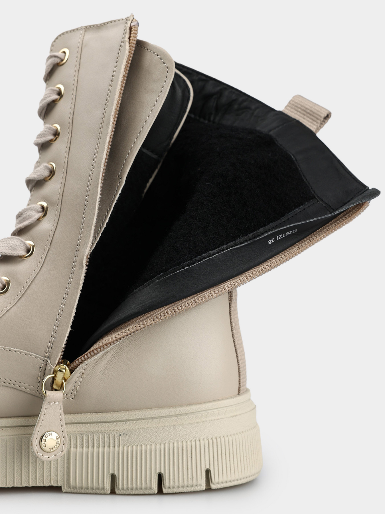 Черевики Geox Isotte модель D26TZI-00085-C6738 Фото