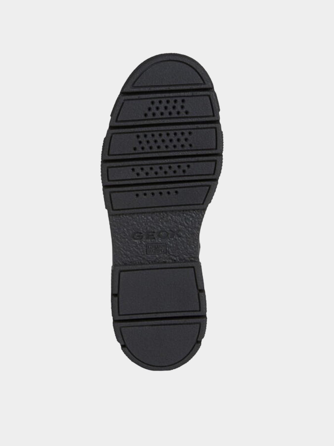 Ботинки Geox Isotte модель D26TZE-00085-C9999 Фото