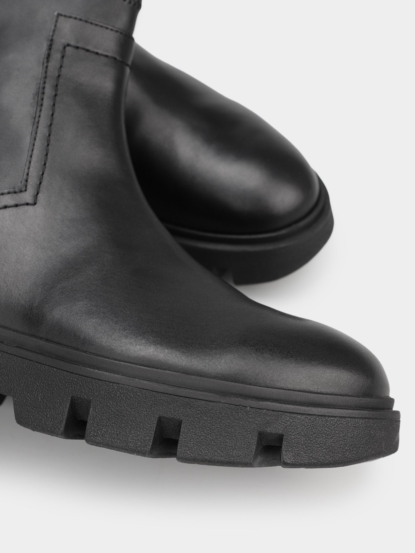 Черевики Geox Vilde модель D26UAI-085KB-C9999 Фото