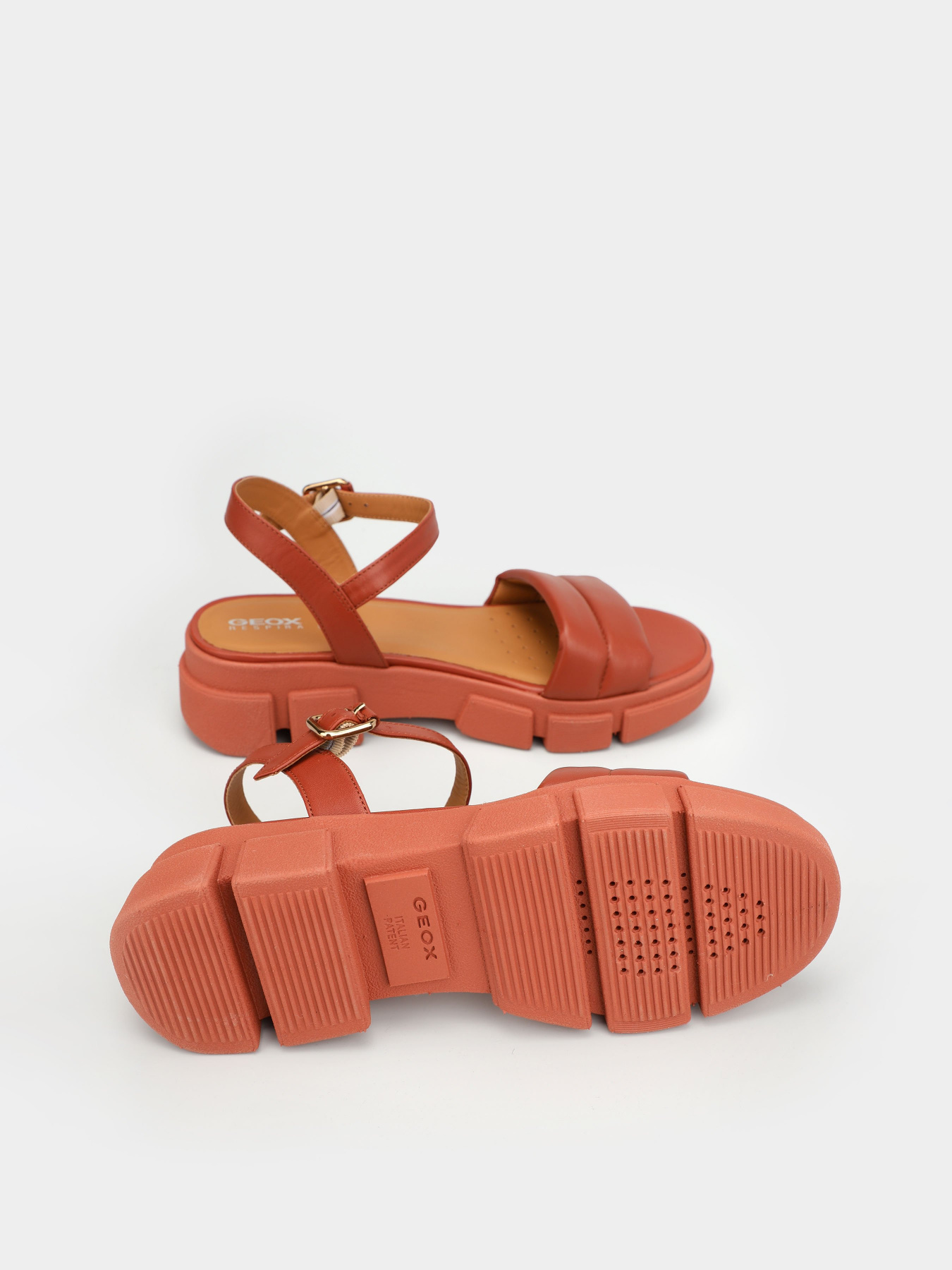 Босоніжки Geox Lisbona модель D35PSB-000TU-C6037 Фото