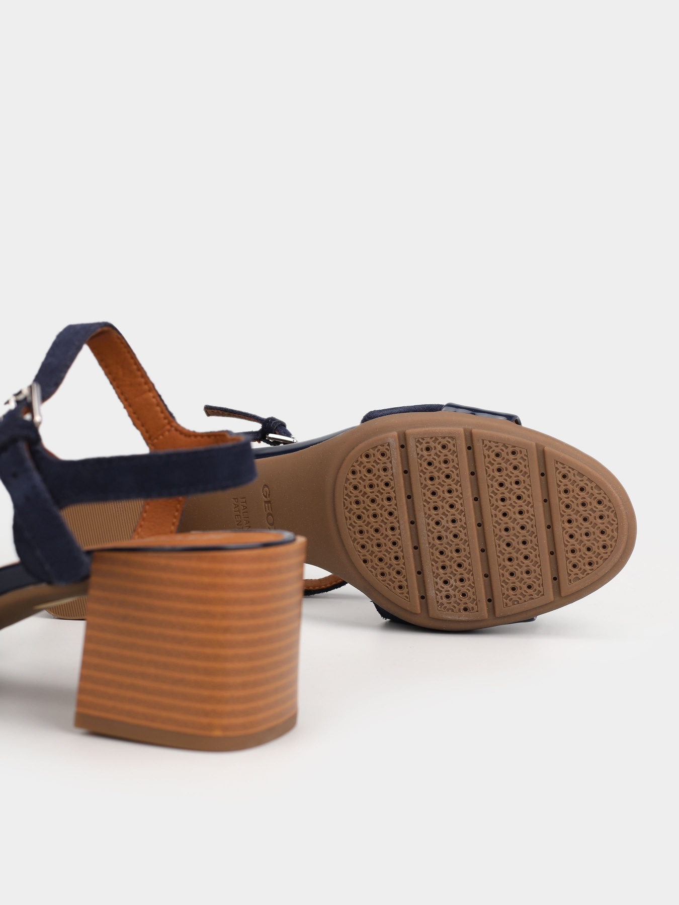 Босоножки Geox Marykarmen модель D35RLB-022HH-C4002 Фото