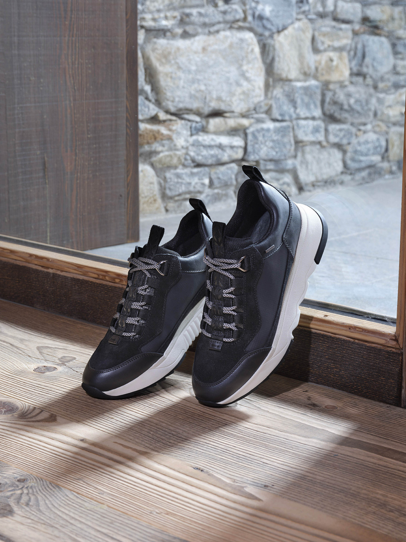 Кросівки Geox Falena модель D26HXC-08522-C9999 Фото