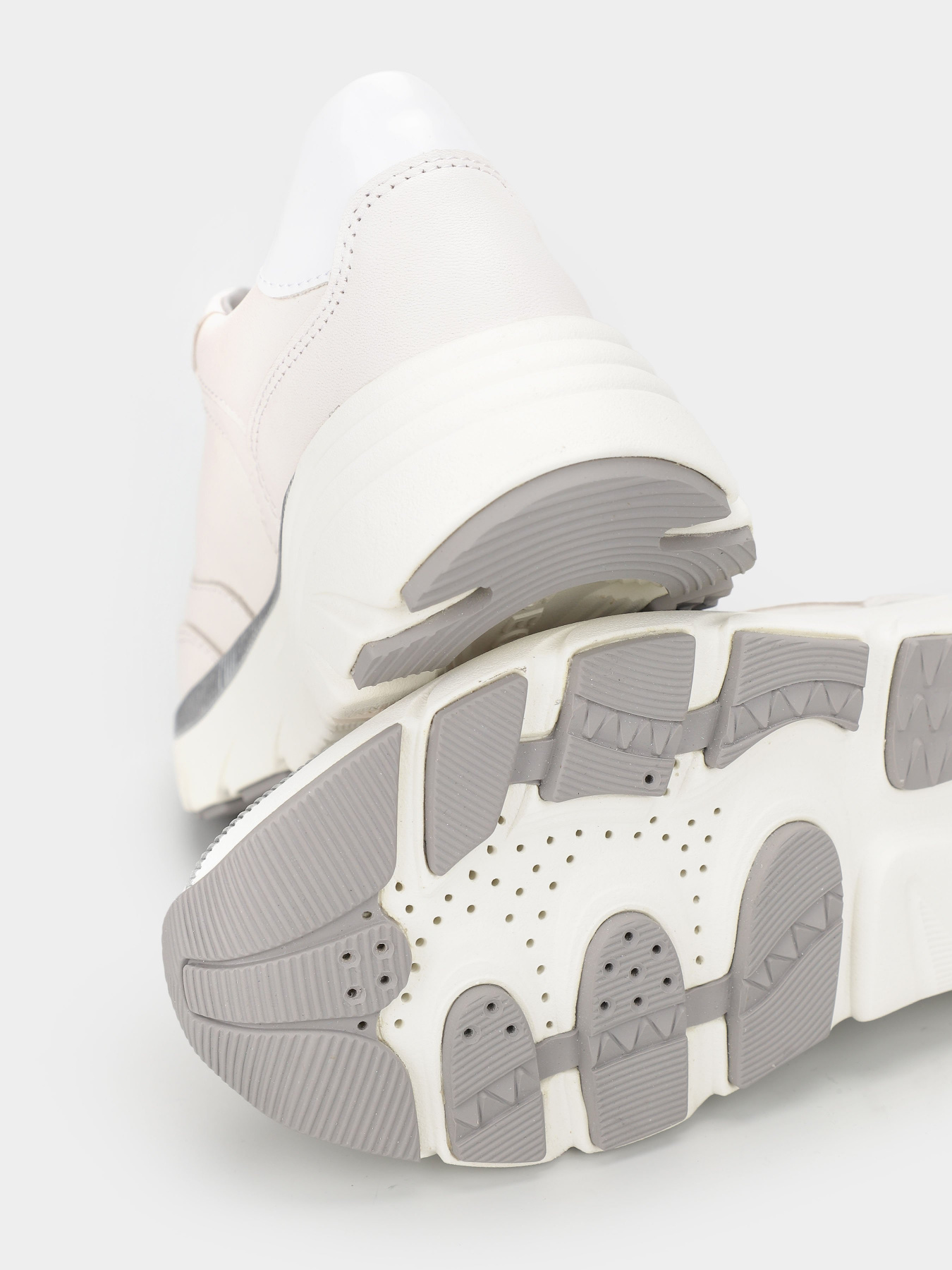 Кроссовки Geox Diamanta модель D35UFA-0LM02-C1002 Фото