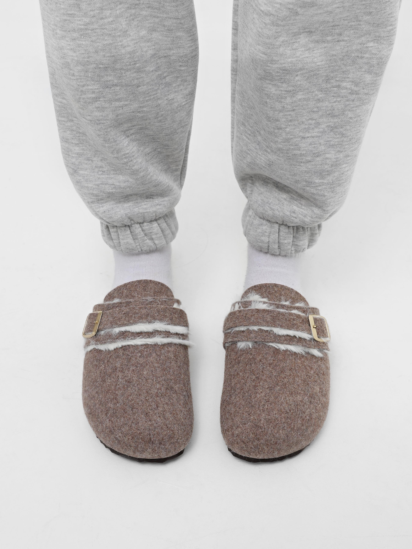 Тапки Geox Brionia модель D36LSB-000NY-C6692 Фото