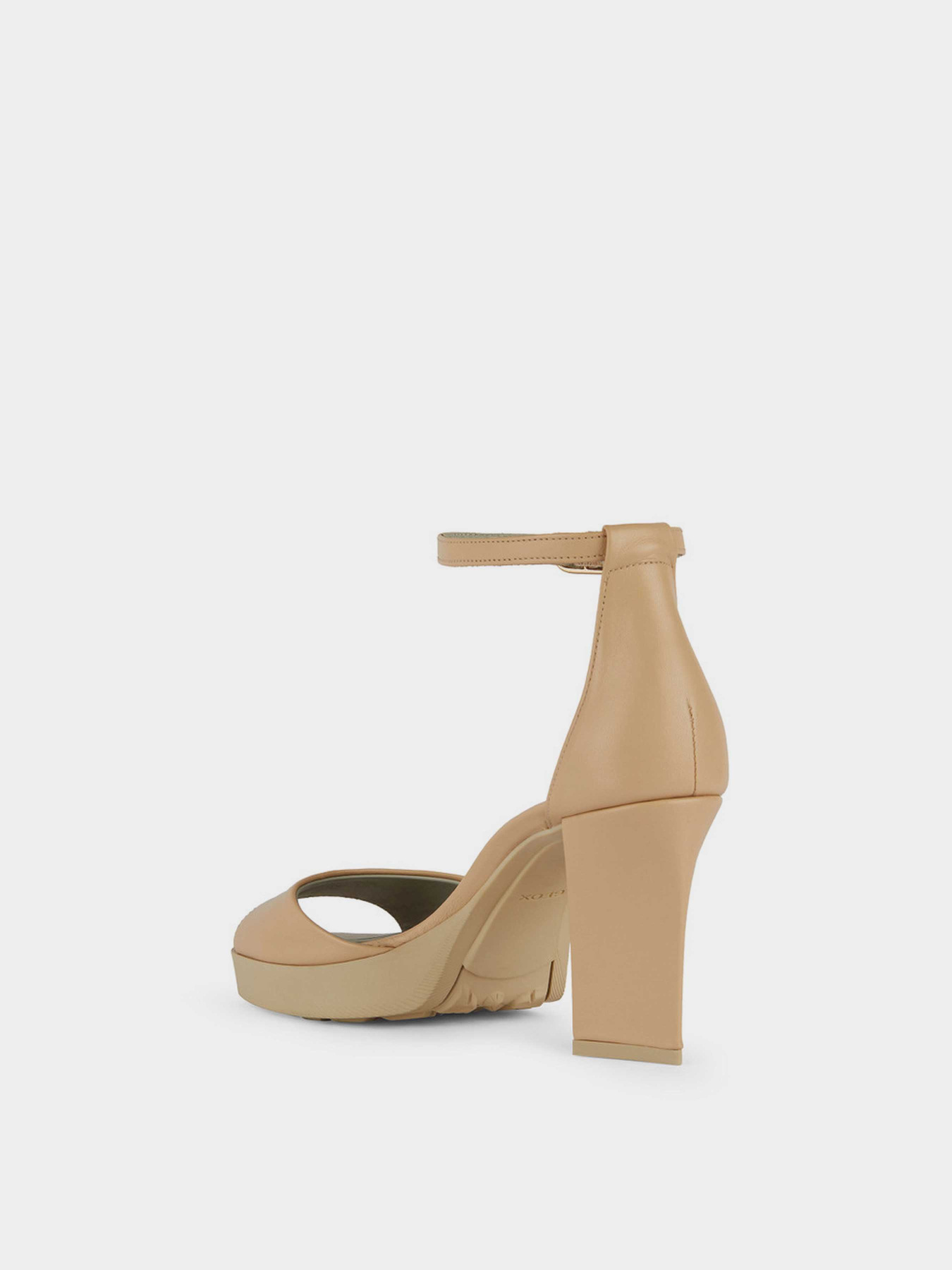 Босоніжки Geox Walk Pleasure 85s1 модель D45XAB-000TU-C8156 Босоніжки Geox Walk Pleasure 85s1 модель D45XAB-000TU-C8156 Фото