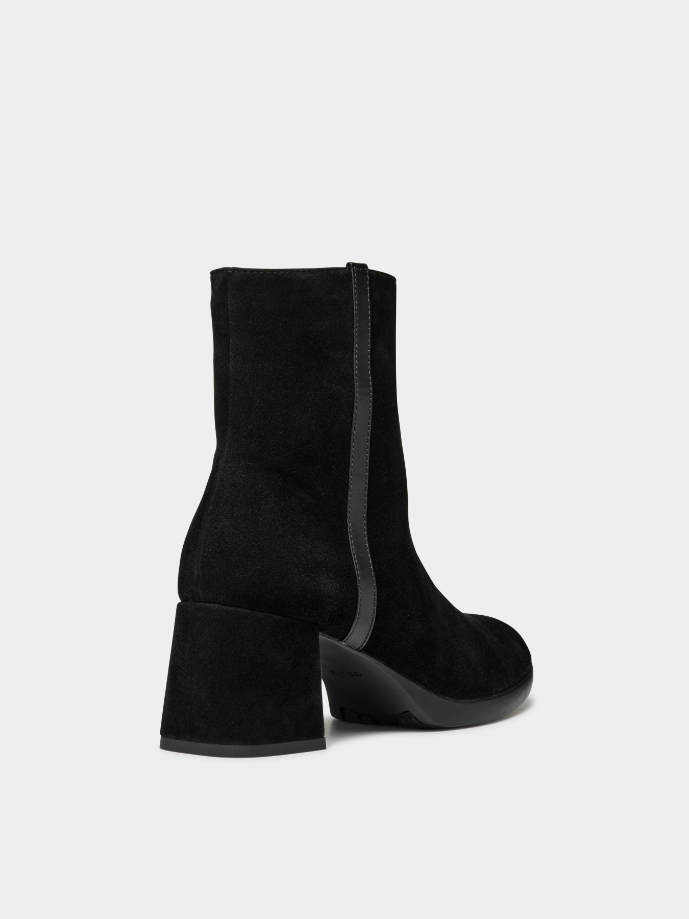 Бoтильоны Geox Walk Pleasure 55 модель D46XBB-021BC-C9999 Фото