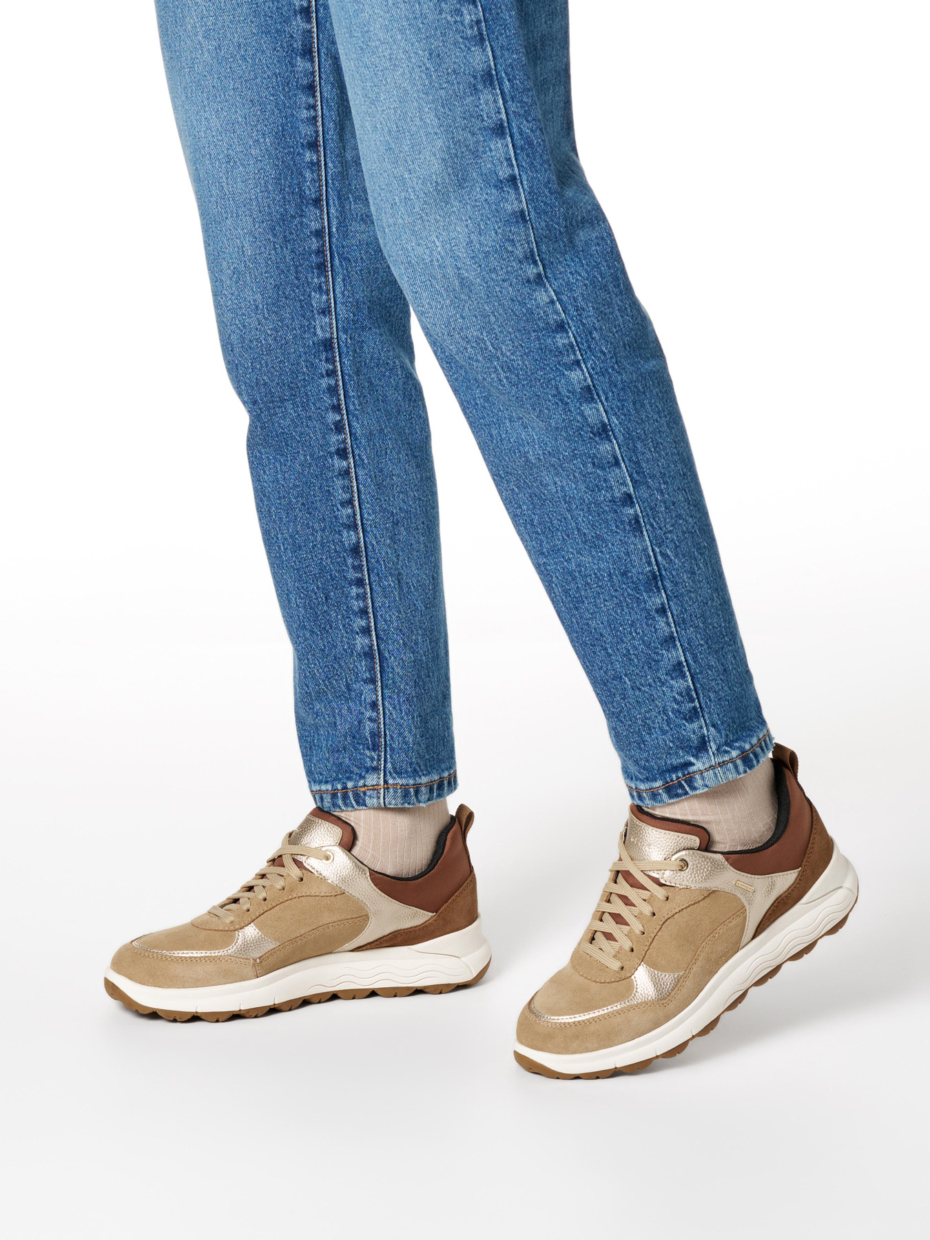 Кроссовки повседневные Geox SPHERICA 4X4 модель D3626D-0227B-C5P2L Фото