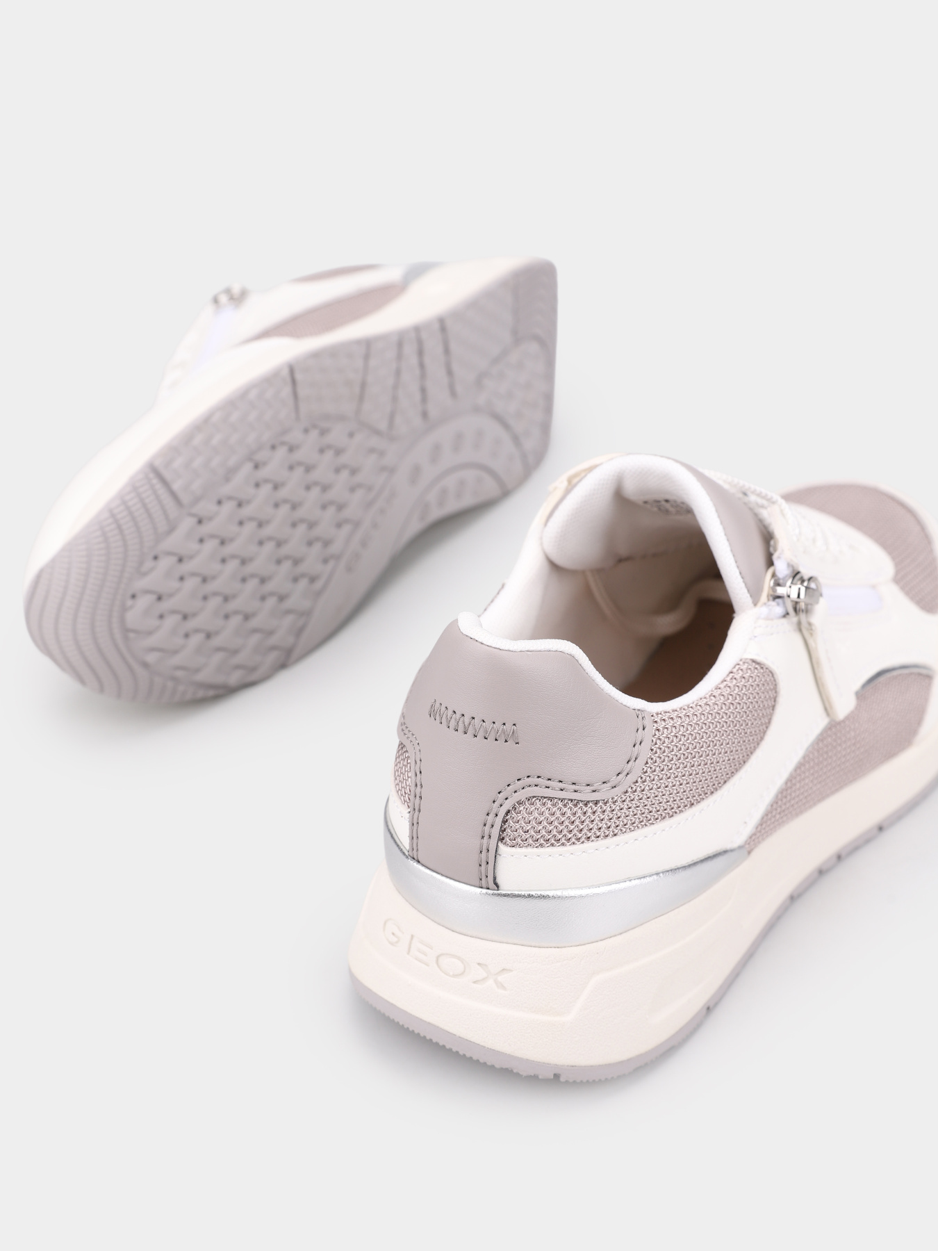 Geox D65NQB-05410-C1Z5Y модель D65NQB-05410-C1Z5Y Фото