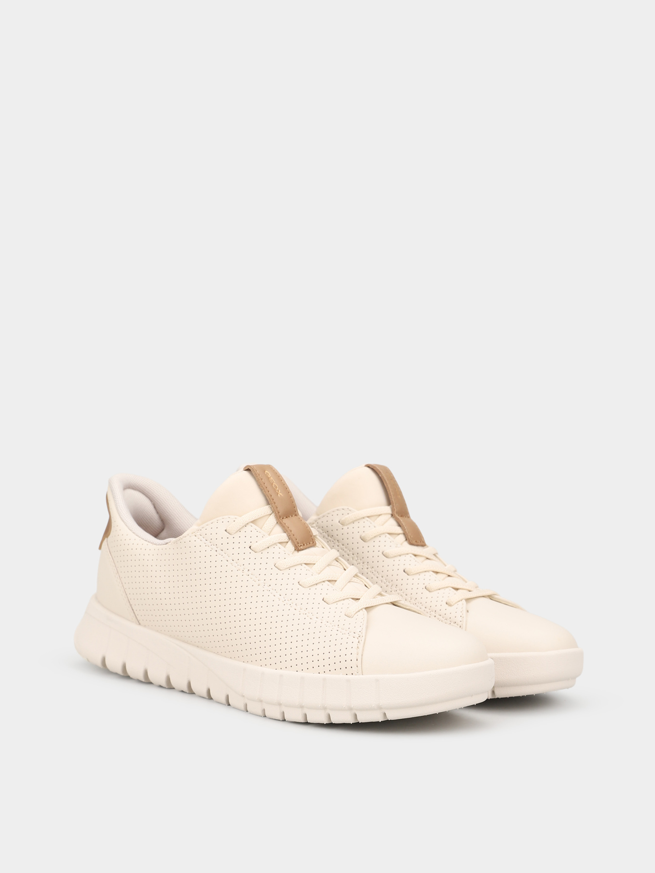 Geox D657SC-09BBC-C1056 модель D657SC-09BBC-C1056 Фото