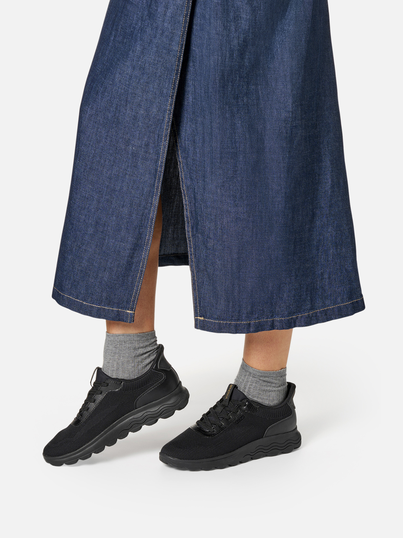 Кроссовки повседневные Geox SPHERICA PLUS модель D557MA-06KBC-C9999 Фото