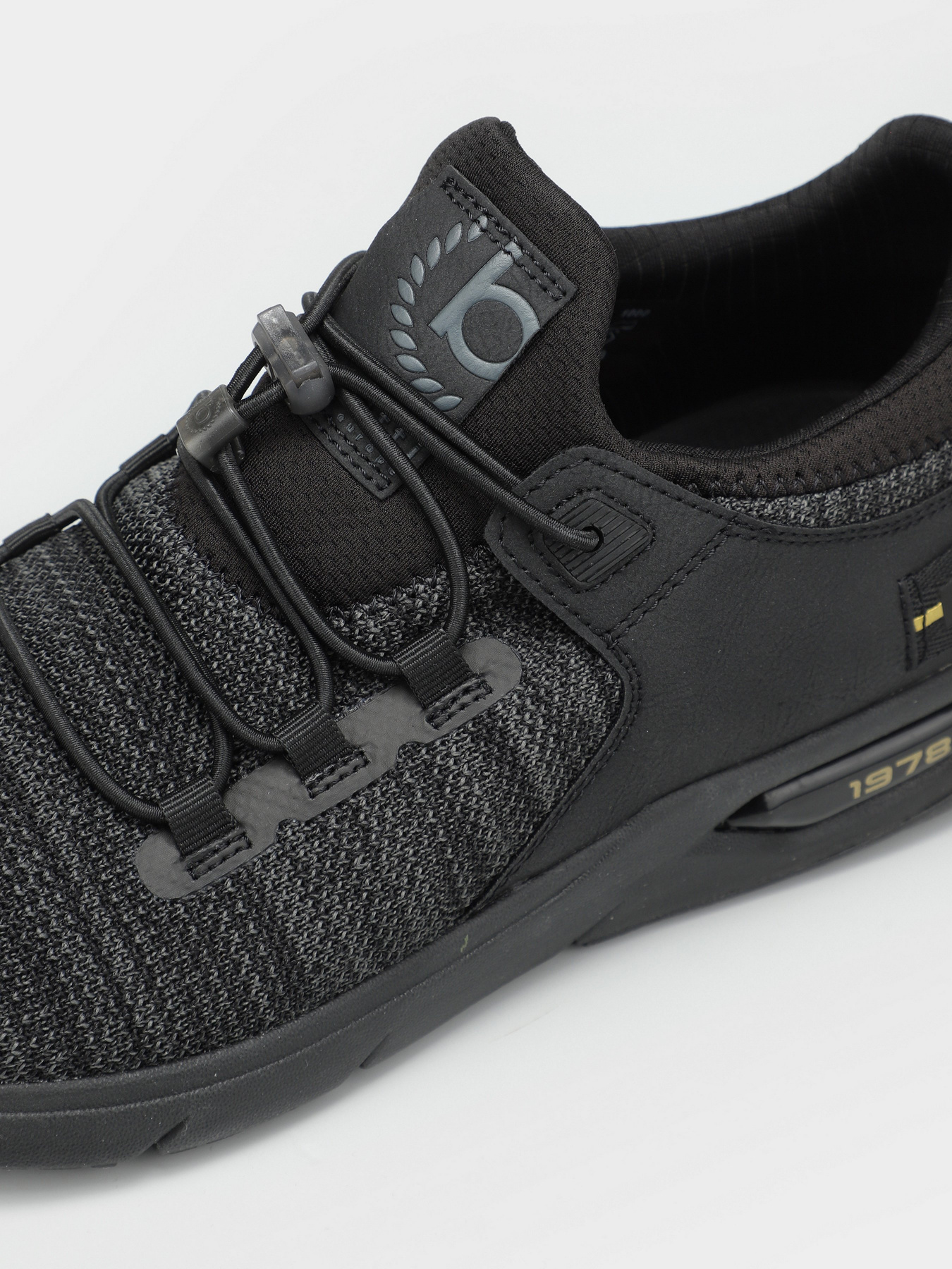 Кроссовки Bugatti модель 322-65860-6900-1000 Фото