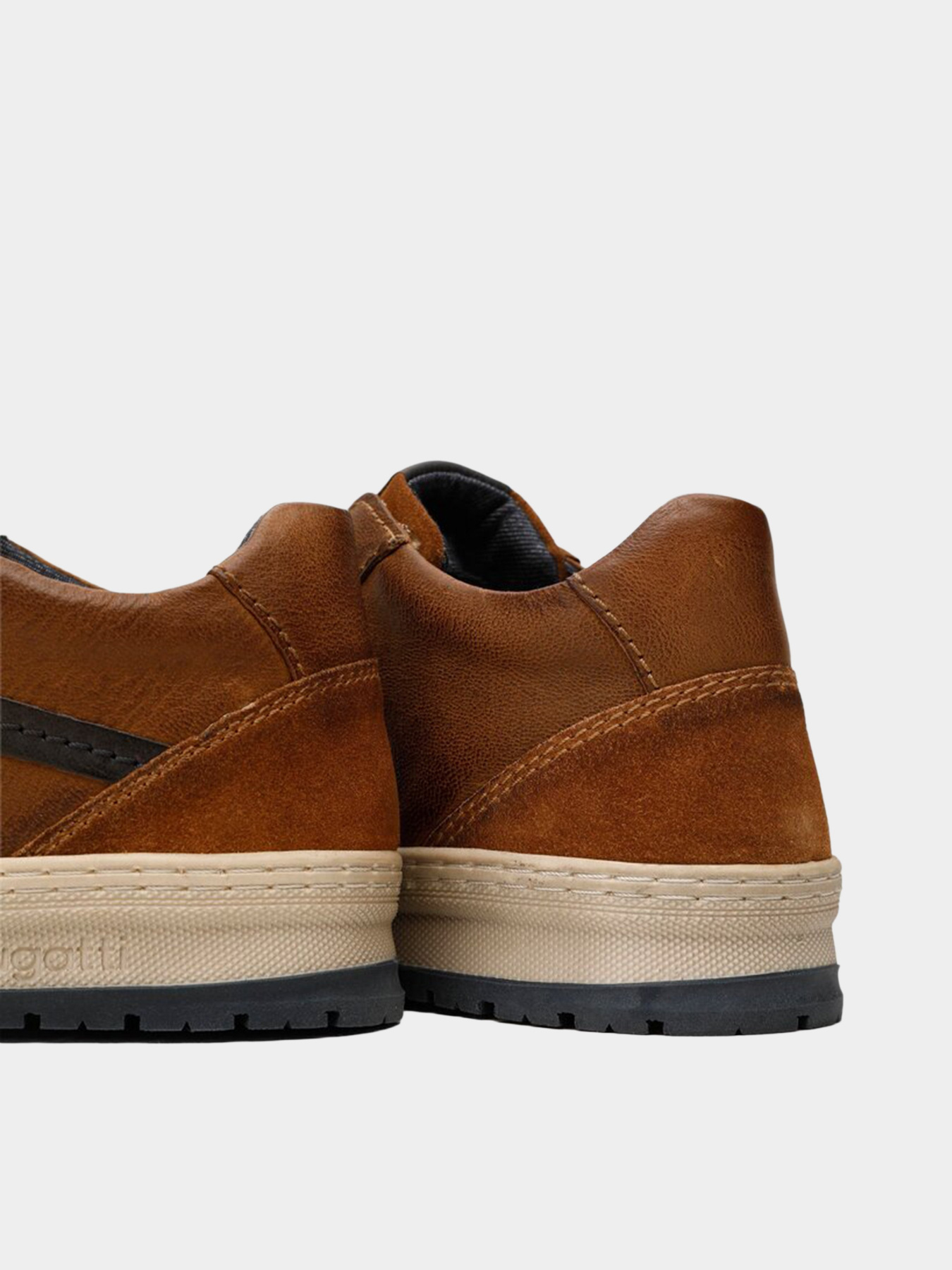 Кроссовки повседневные Bugatti модель 325-33403-3514-6363 Фото