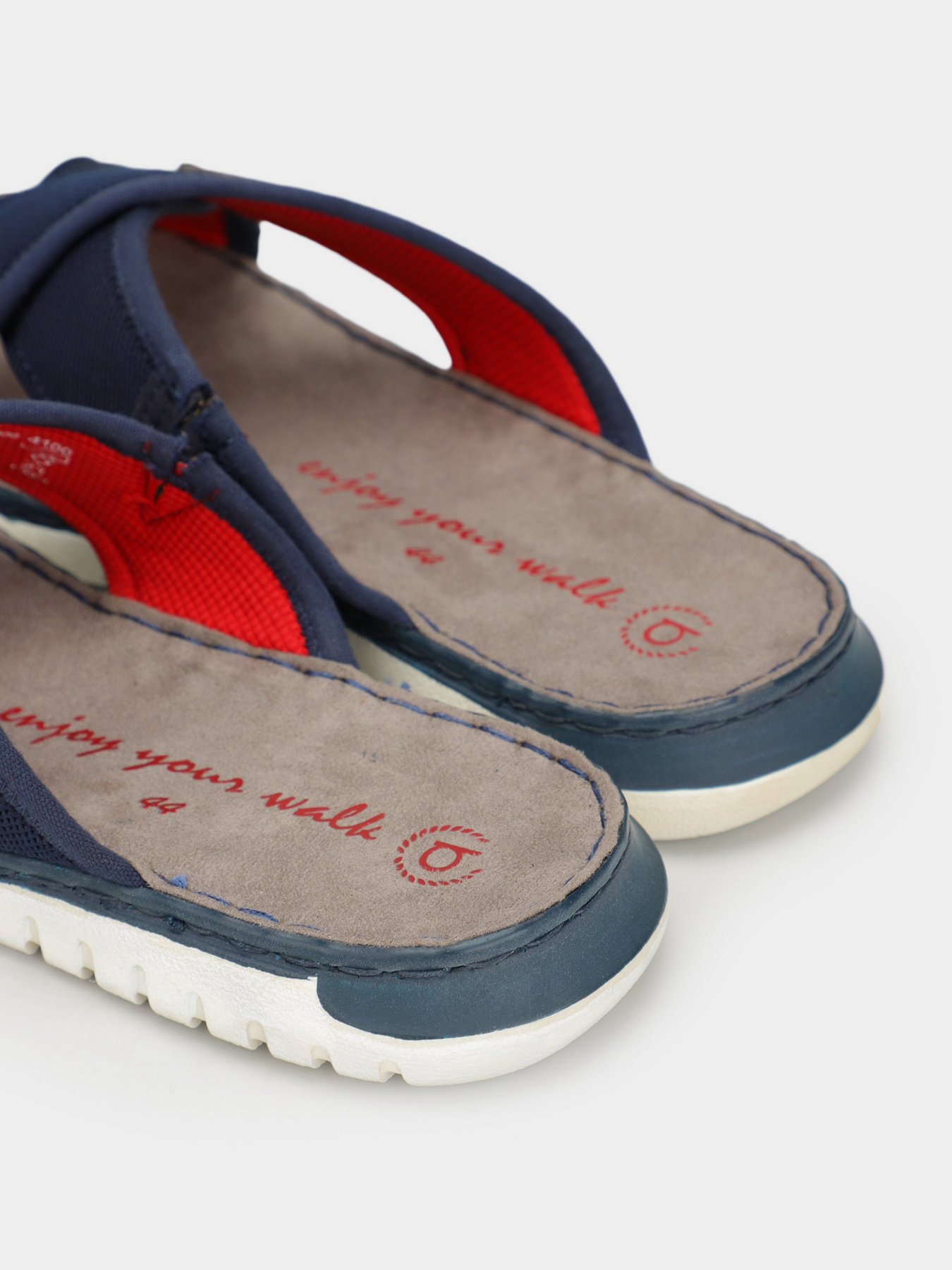 Шлепанцы Bugatti Idaho модель 325-70788-6900-4100 Фото