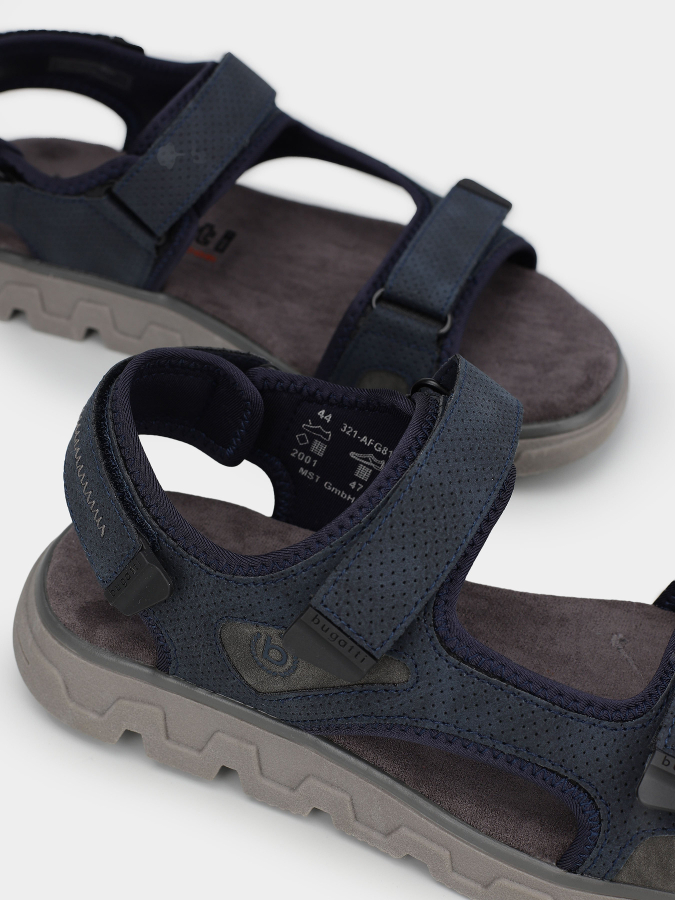 Сандалии Bugatti Creek модель 321-AFG81-5000-4100 Фото