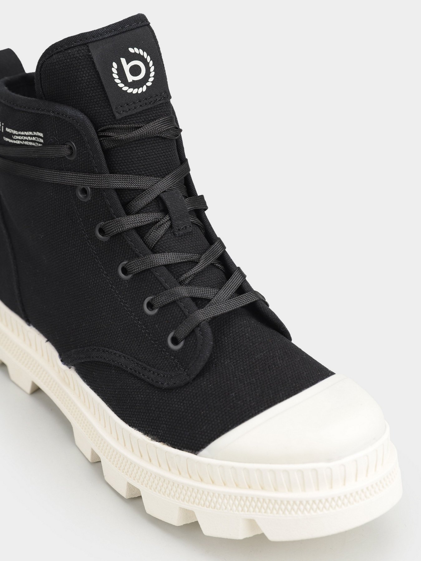 Черевики Bugatti модель 431-A6K32-6900-1000 Фото