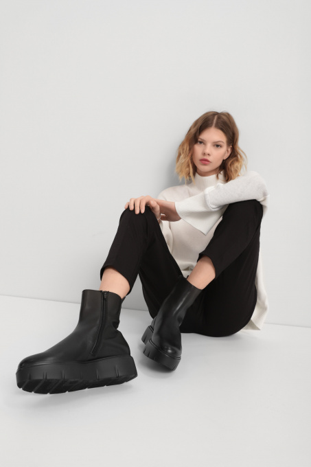 Черевики Hogl модель 2-102600-0100 Фото