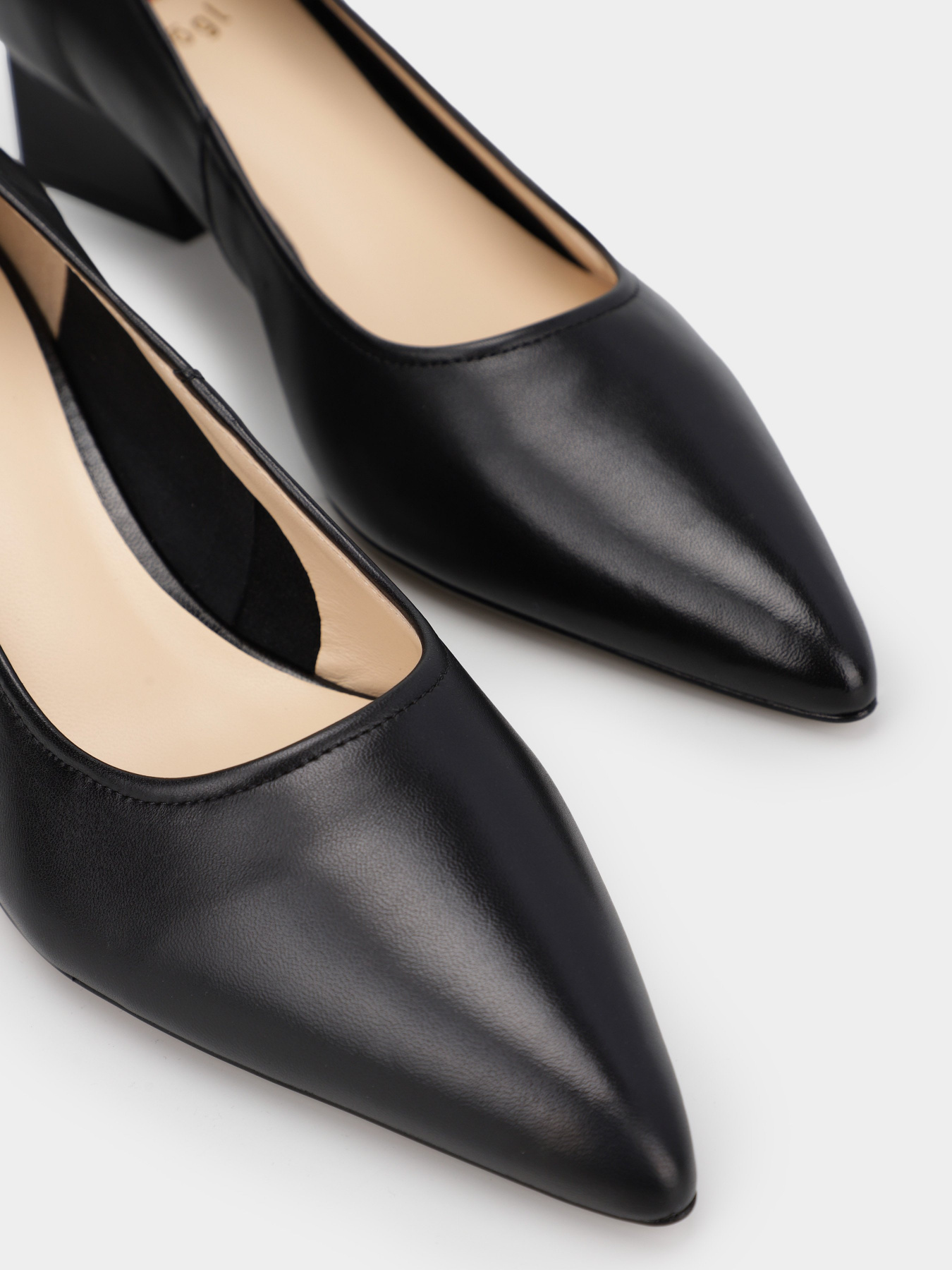 Туфли Hogl модель 5-104500-0100 Фото