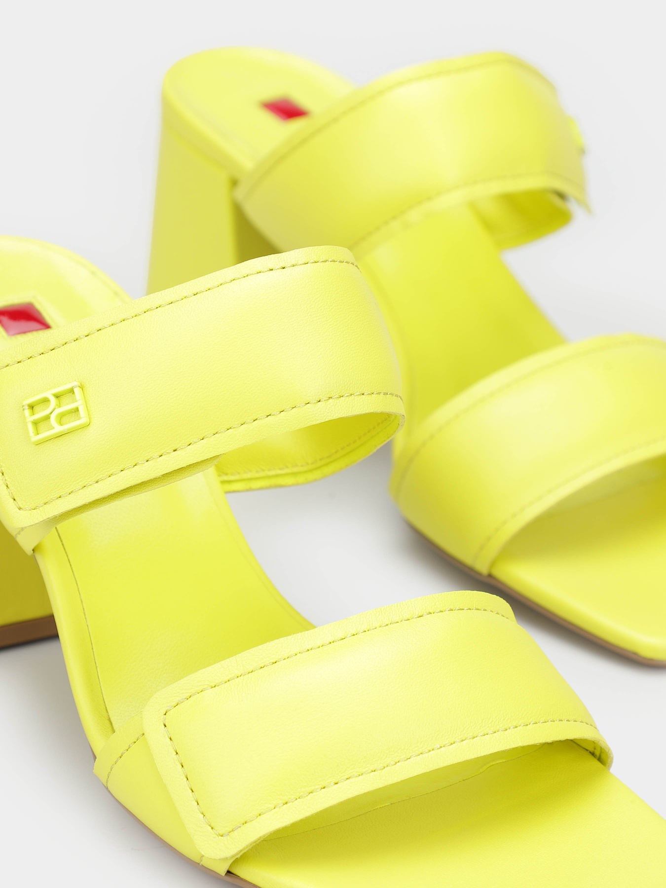 Босоножки Hogl Janet модель 7-106500-9500 Фото